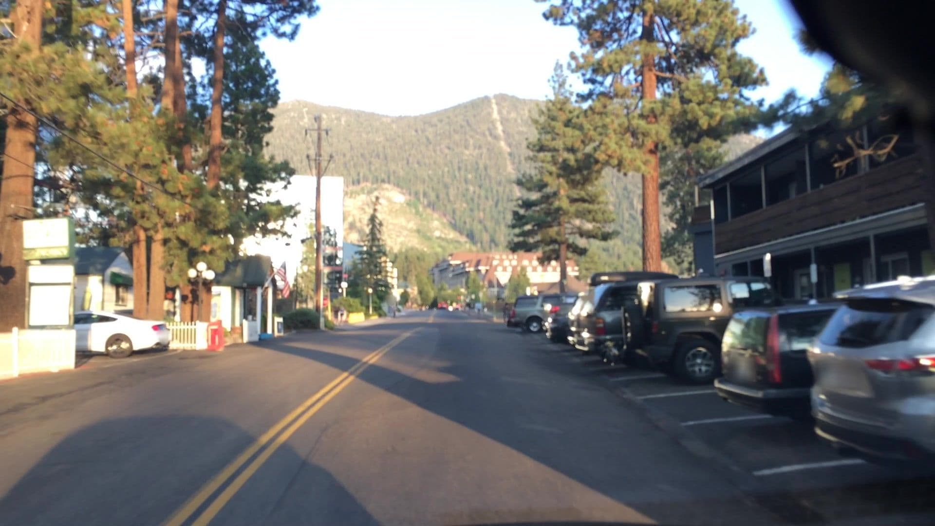 Street view near Capri Motel, Kingsbury — © lvl5 (CC BY-SA · Mapillary)