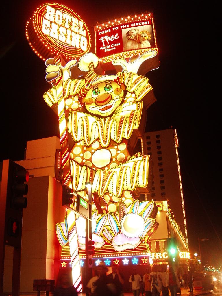 Circus Circus Reno Hotel & Casino (via Wikimedia Commons, CC BY 2.0)