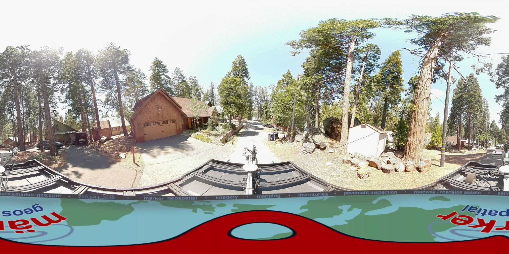 Street view near Elliott's Bed & Breakfast, Auberry — © marker_geo1 (CC BY-SA · Mapillary)