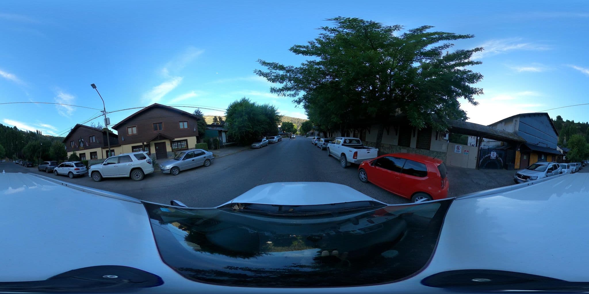 Street view near Hostería Cumelén, San Martín de los Andes