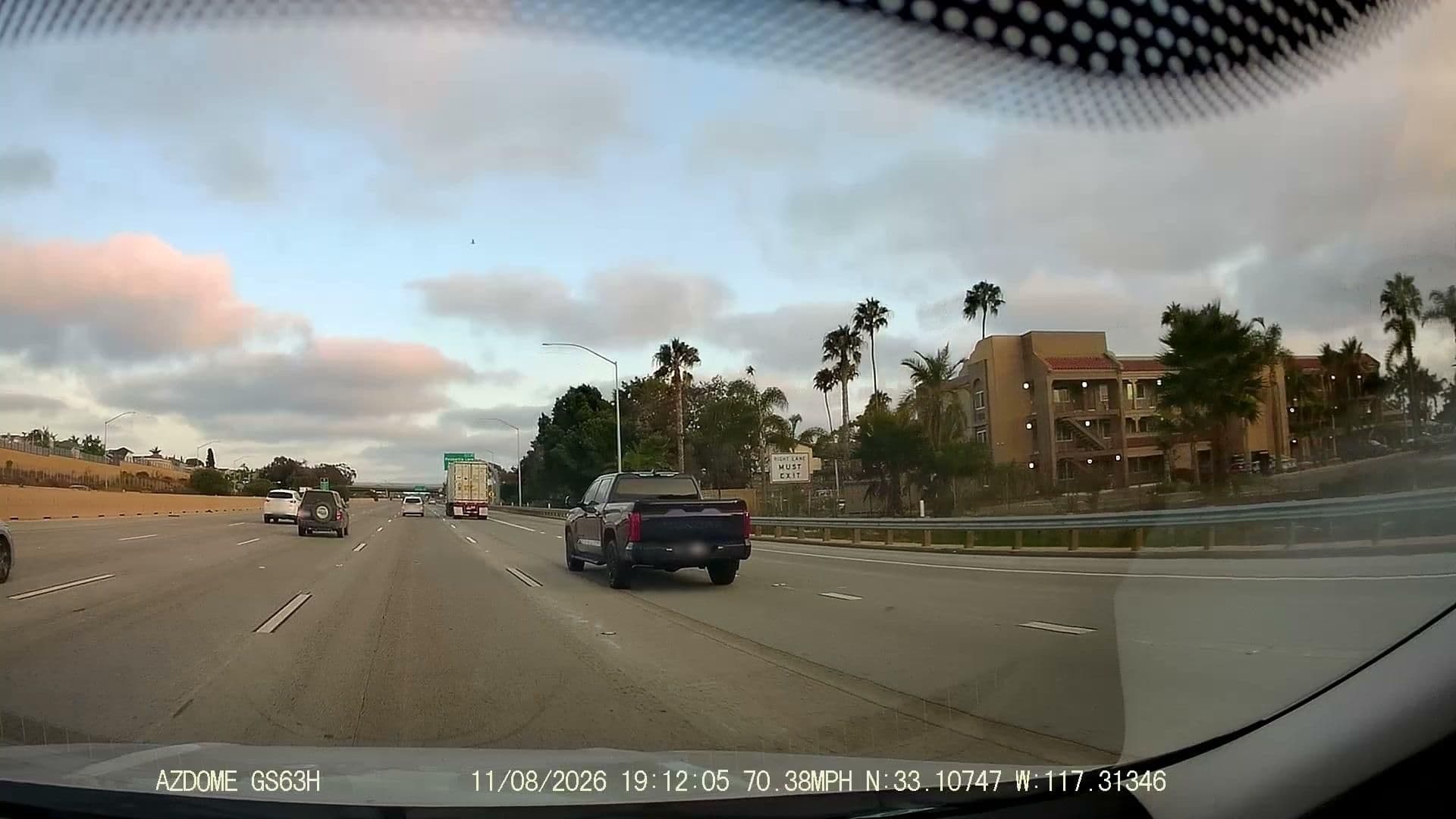 Street view near Bed And Breakfast, Carlsbad — © AriAlvarez (CC BY-SA · Mapillary)