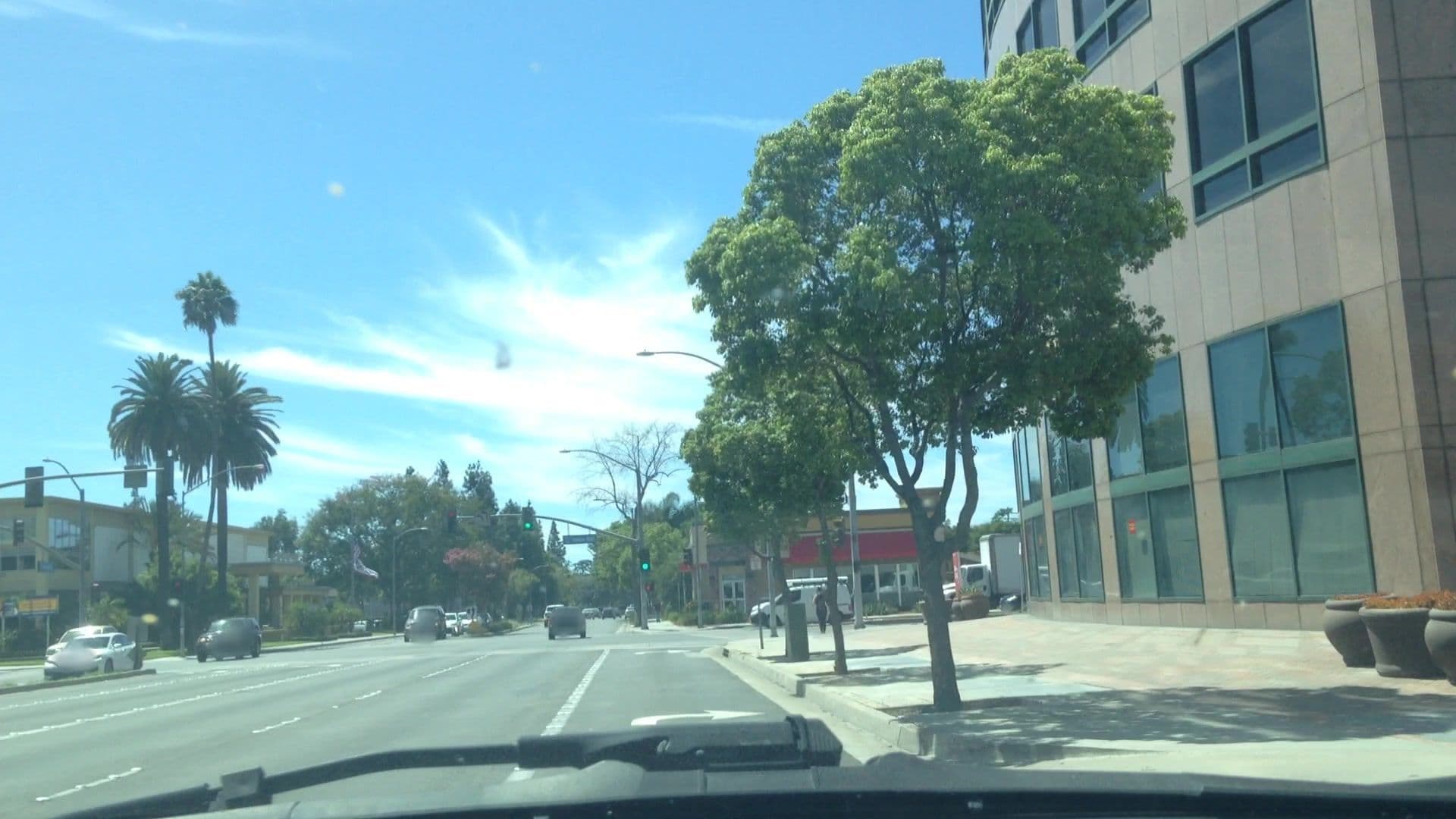 Street view near Pacific Monarch Resort, Anaheim — © lvl5 (CC BY-SA · Mapillary)