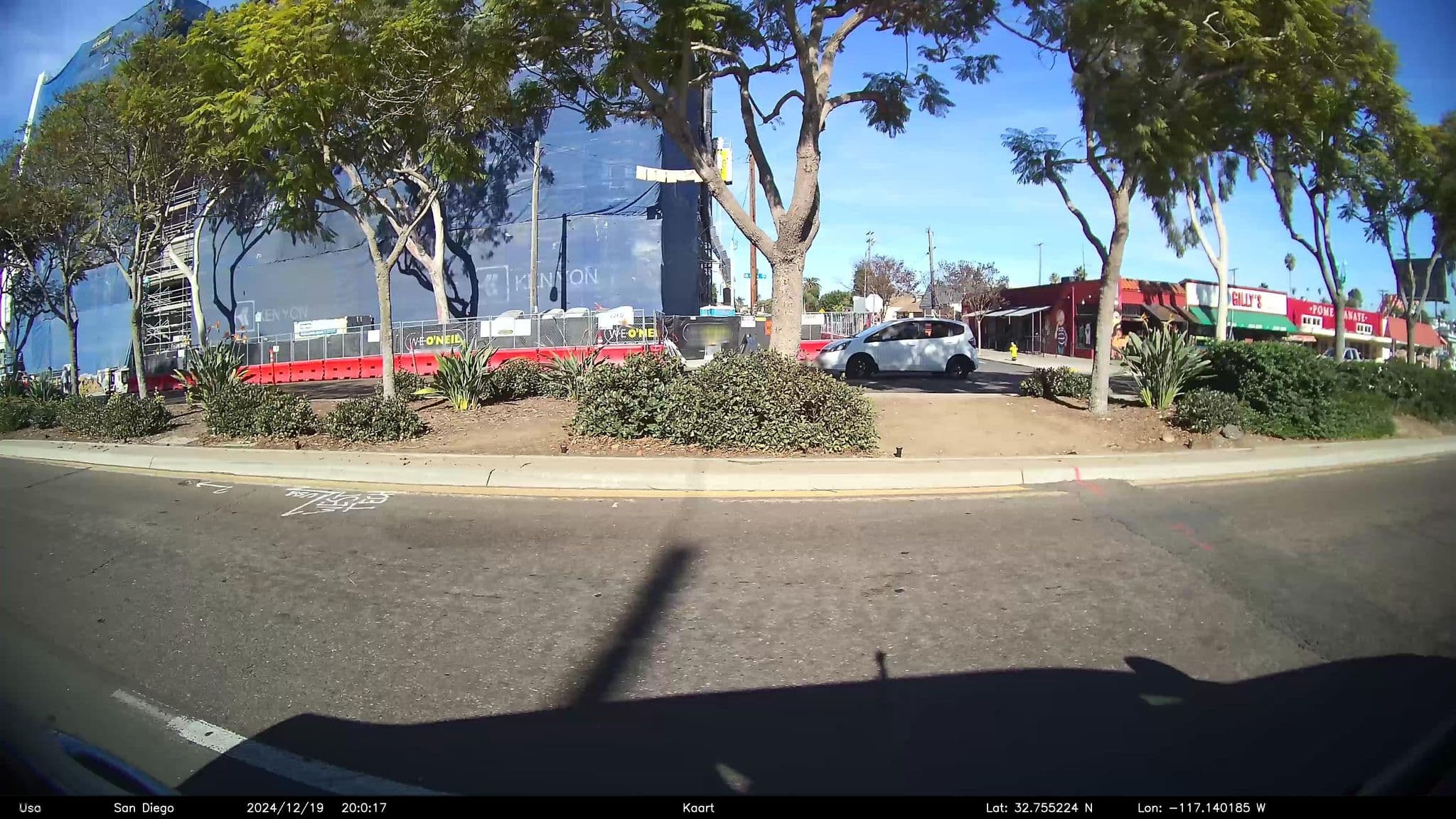 Street view near Gillys's Island, San Diego — © GoProMAX3M (CC BY-SA · Mapillary)