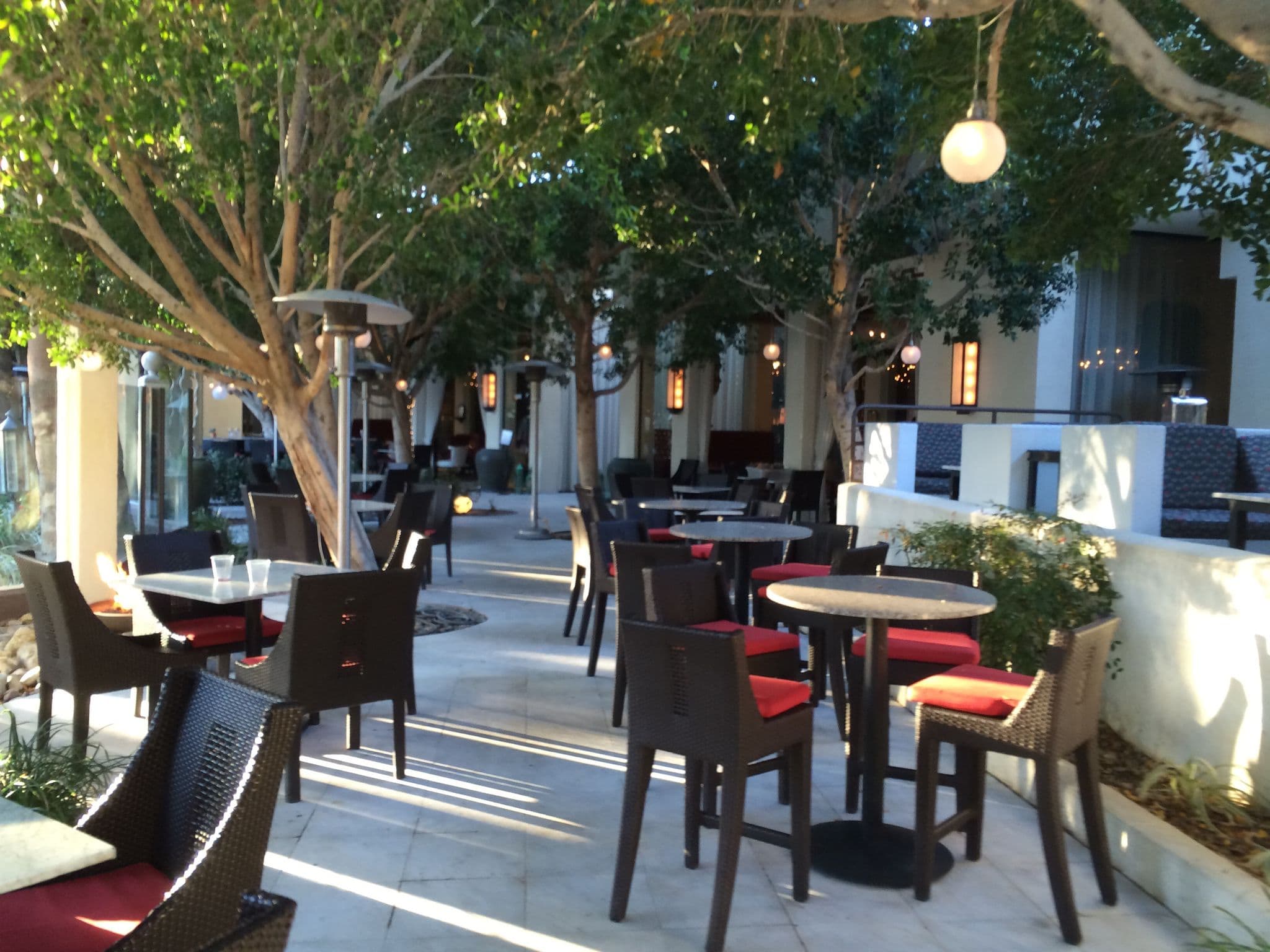 Street view near Margaritaville Resort Palm Springs, Palm Springs — © jesolem (CC BY-SA · Mapillary)