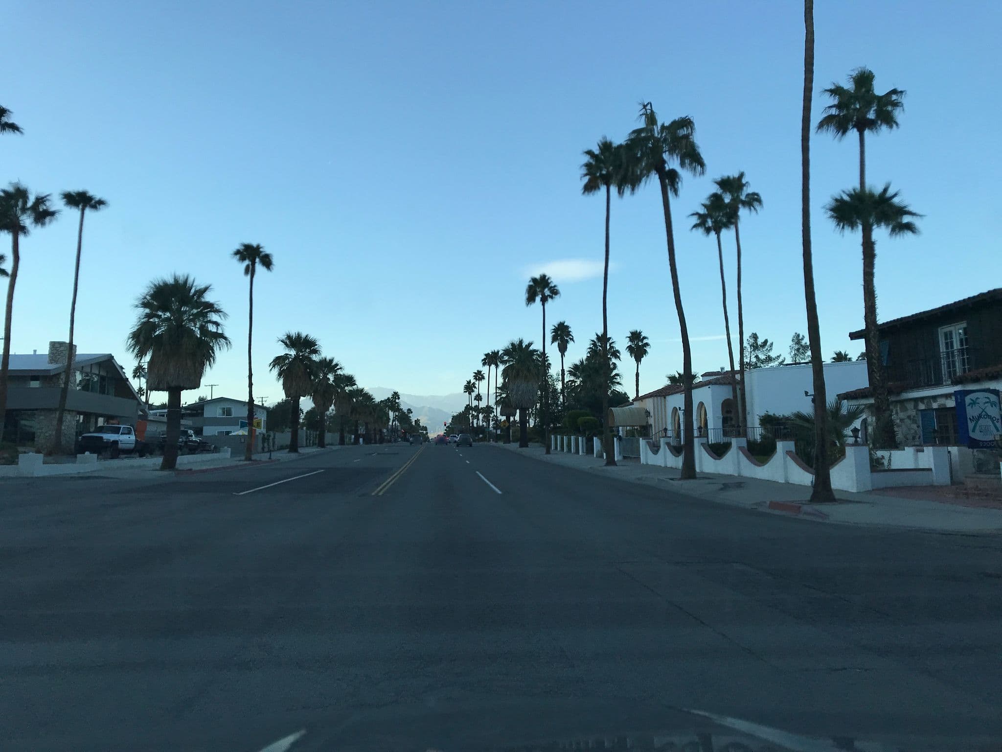 Street view near Mediterraneo Resort, Palm Springs — © a3c115816f72 (CC BY-SA · Mapillary)