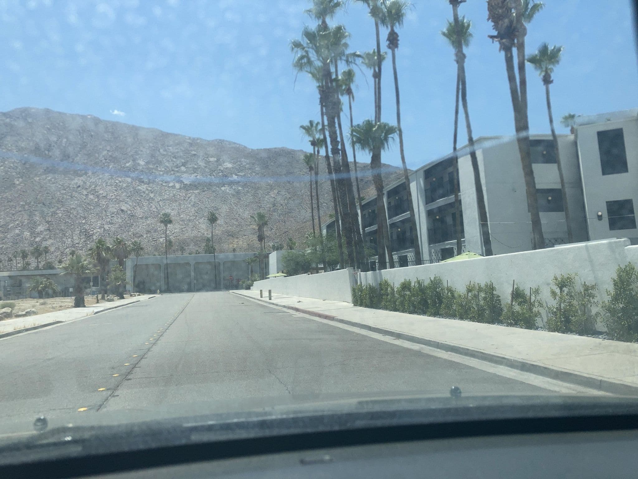 Street view near Quality inn palm springs, Palm Springs — © Stecat94 (CC BY-SA · Mapillary)