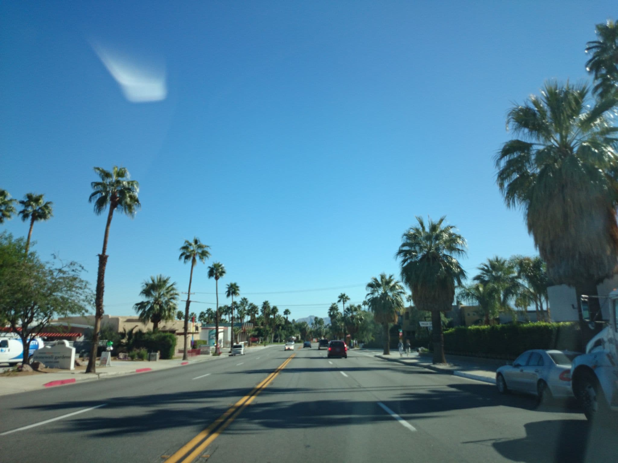 Street view near Palm Grove Hotel Palm Springs, Palm Springs — © jesolem (CC BY-SA · Mapillary)