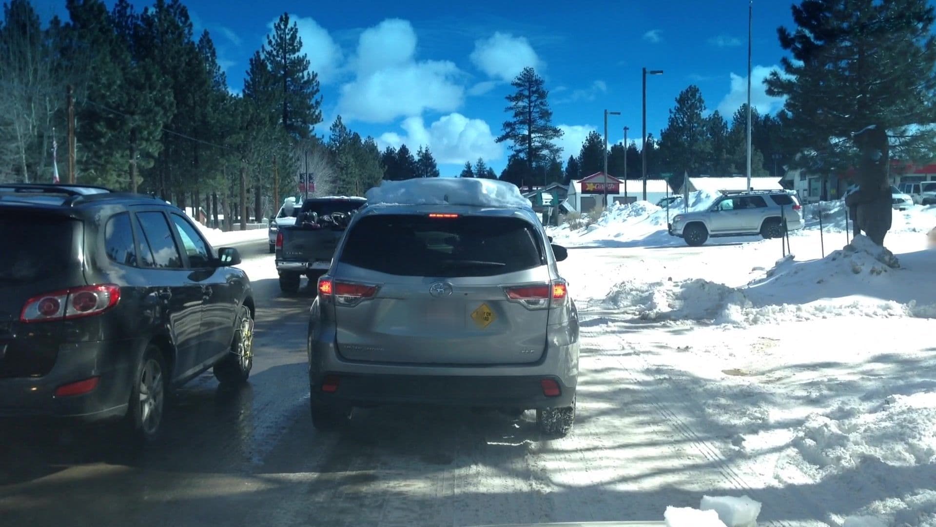 Street view near Shore Acres Lodge, Big Bear Lake — © lvl5 (CC BY-SA · Mapillary)