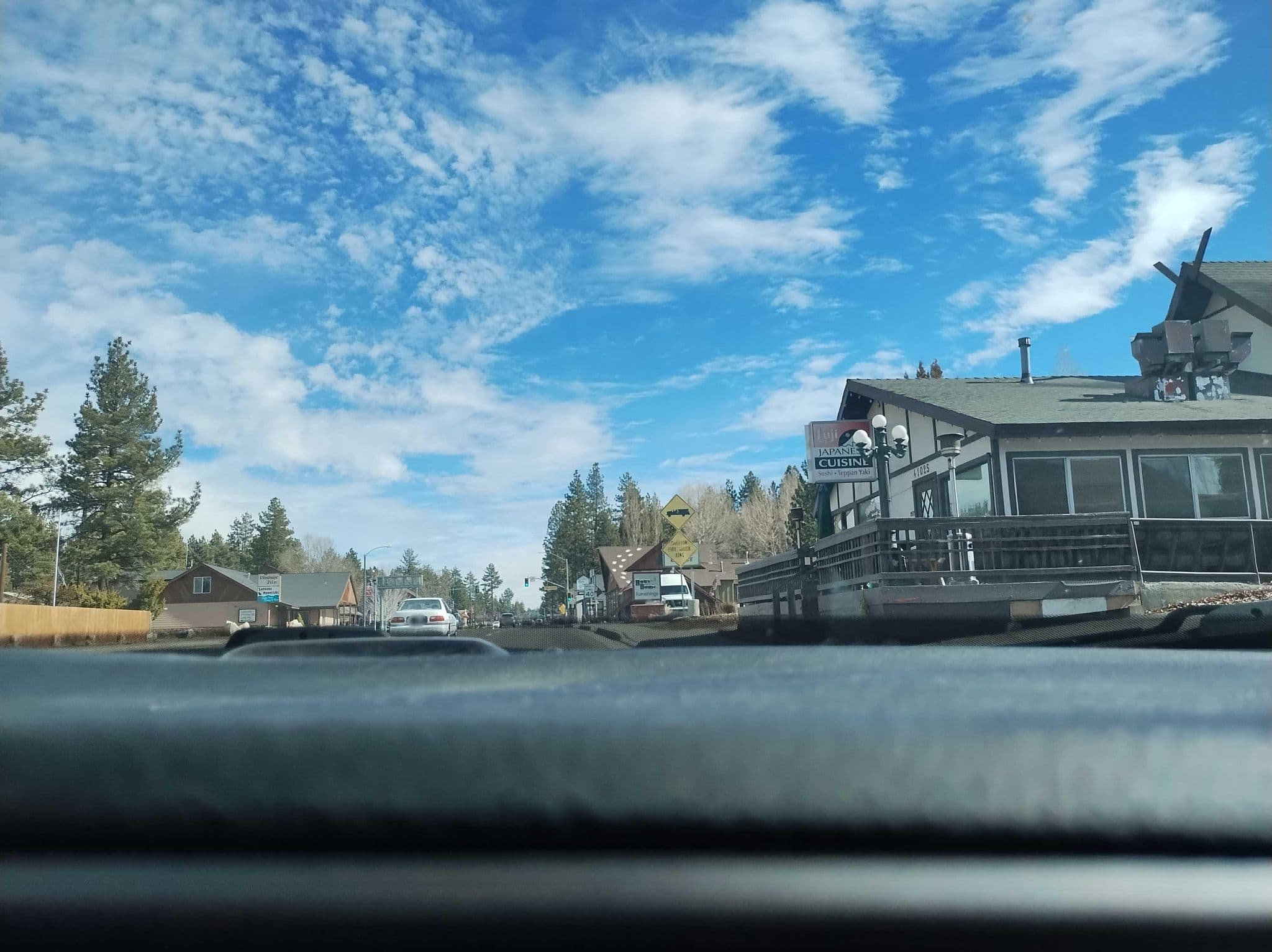 Street view near Big Bear Lakefront Cabins, Big Bear Lake — © inlandurbanist (CC BY-SA · Mapillary)