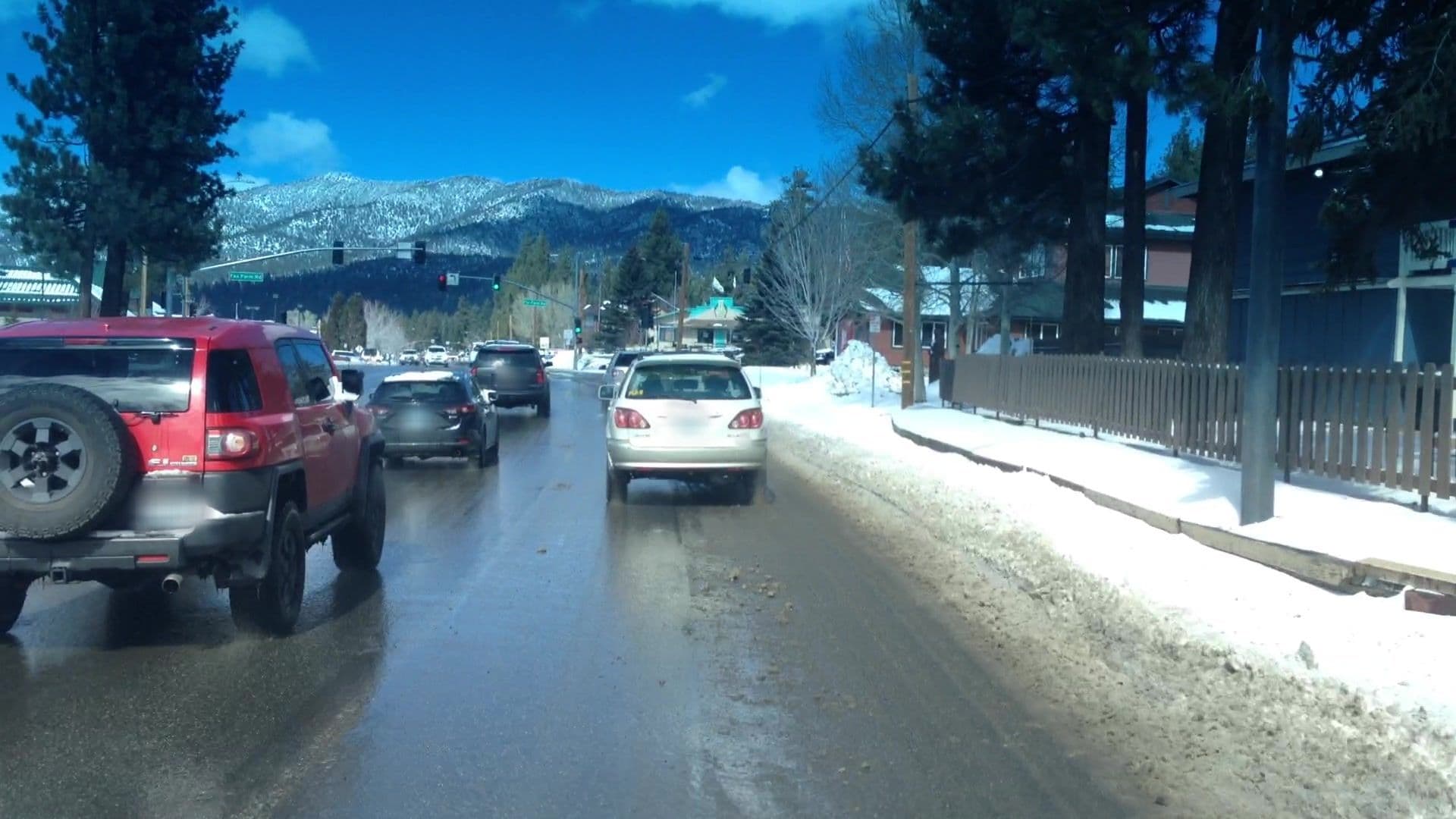 Street view near Bear Cave Apartment, Big Bear Lake — © lvl5 (CC BY-SA · Mapillary)