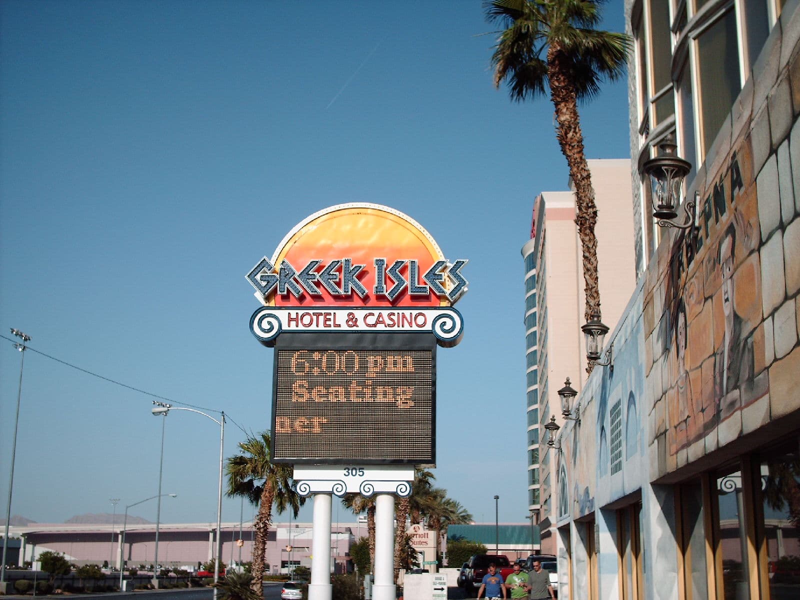 Clarion Hotel & Casino (via Wikimedia Commons, Public domain)