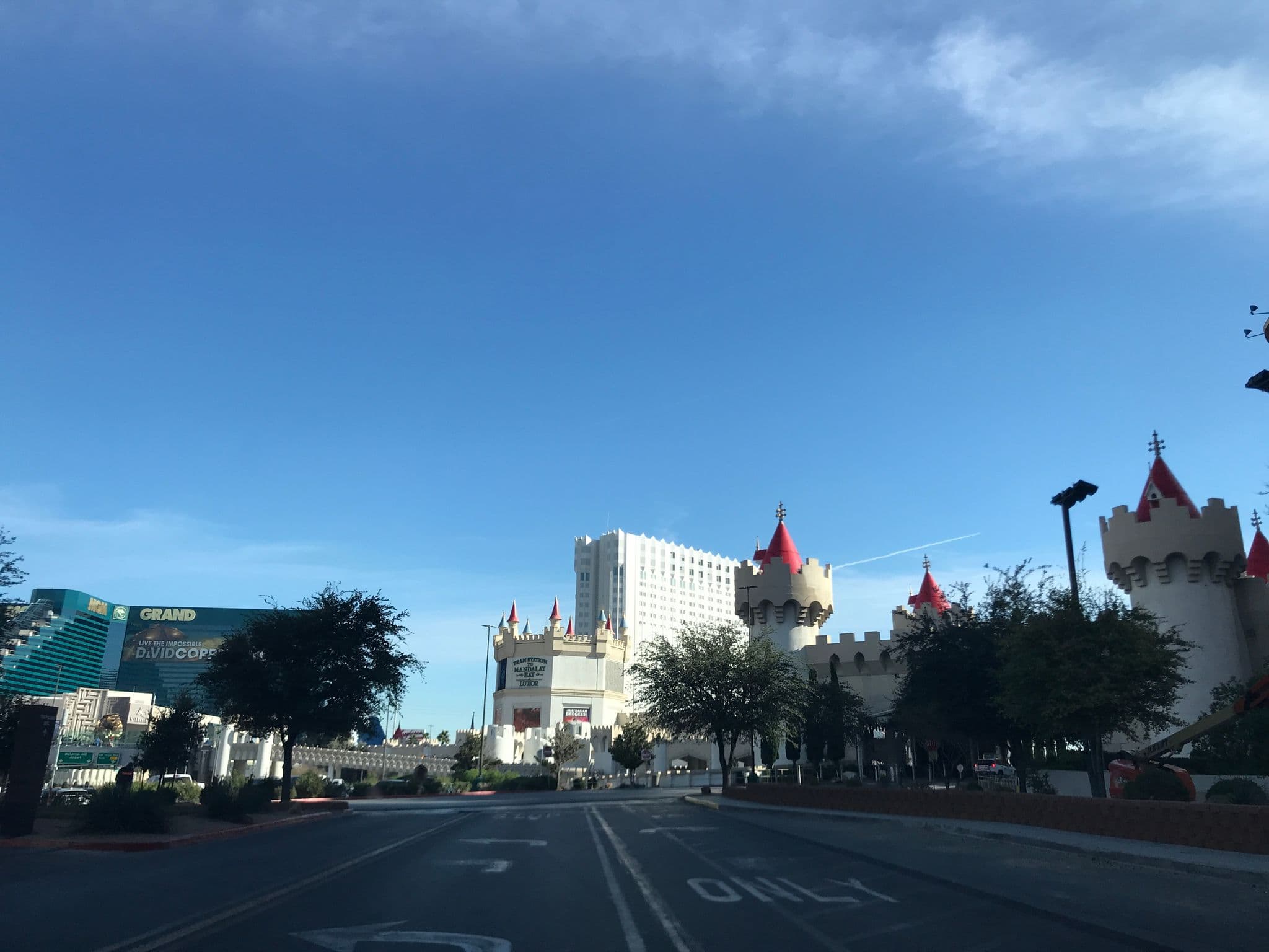 Street view near Excalibur Elevators, Paradise — © amandamims (CC BY-SA · Mapillary)