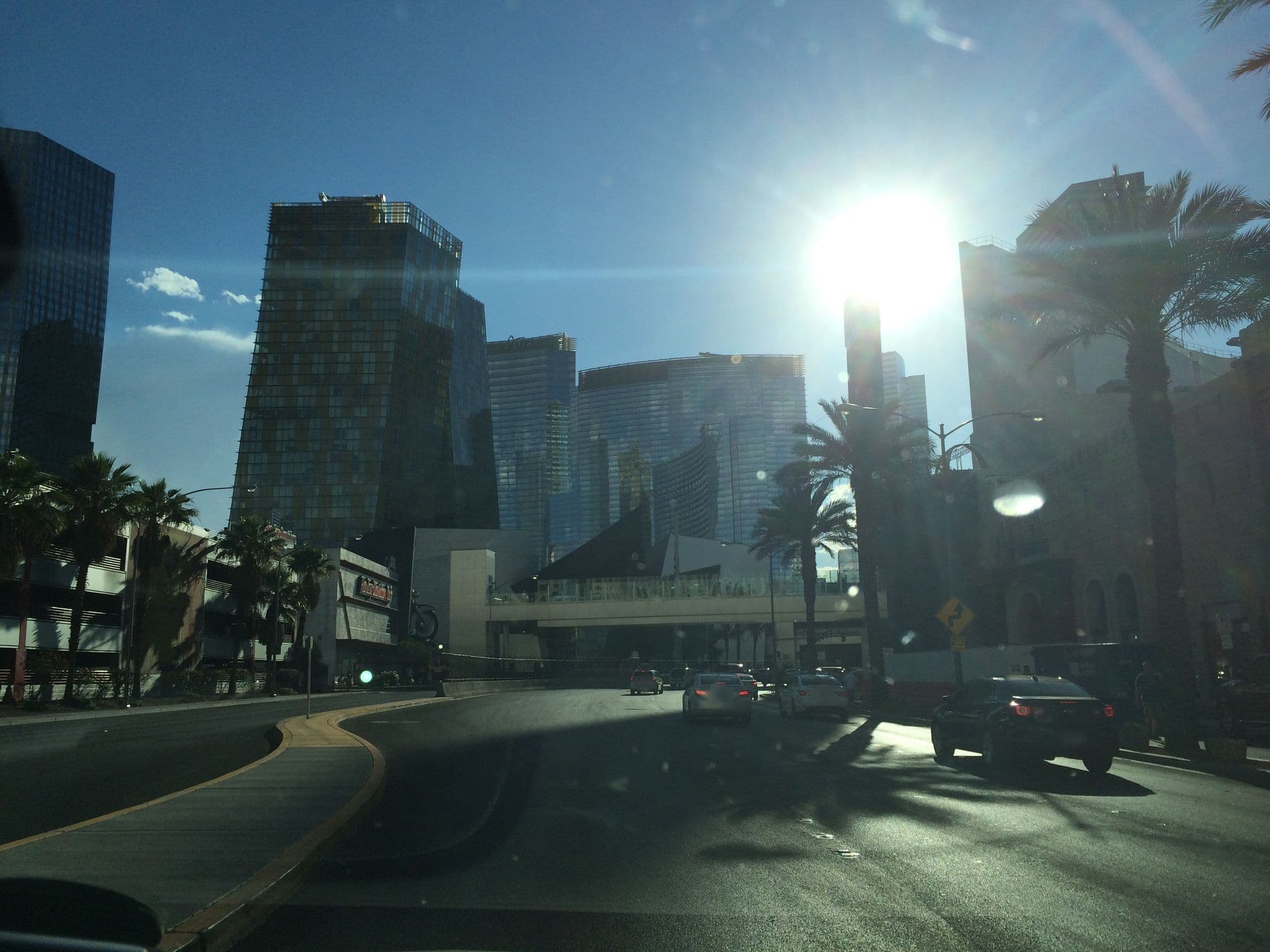 Street view near Charlie Sheen Room, Paradise — © anavz (CC BY-SA · Mapillary)