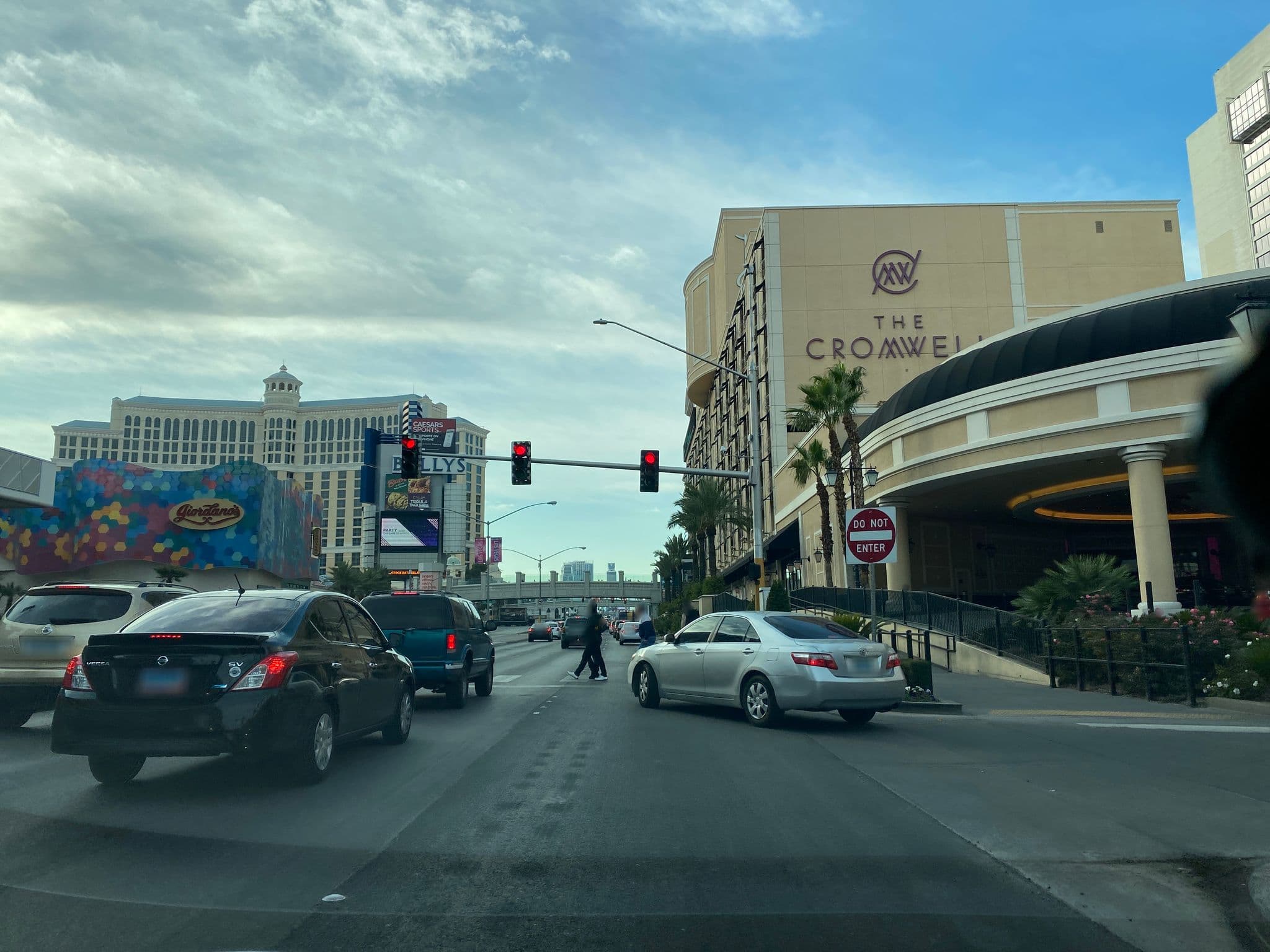 Street view near The Quad - Tower 2, Paradise — © matsayz (CC BY-SA · Mapillary)