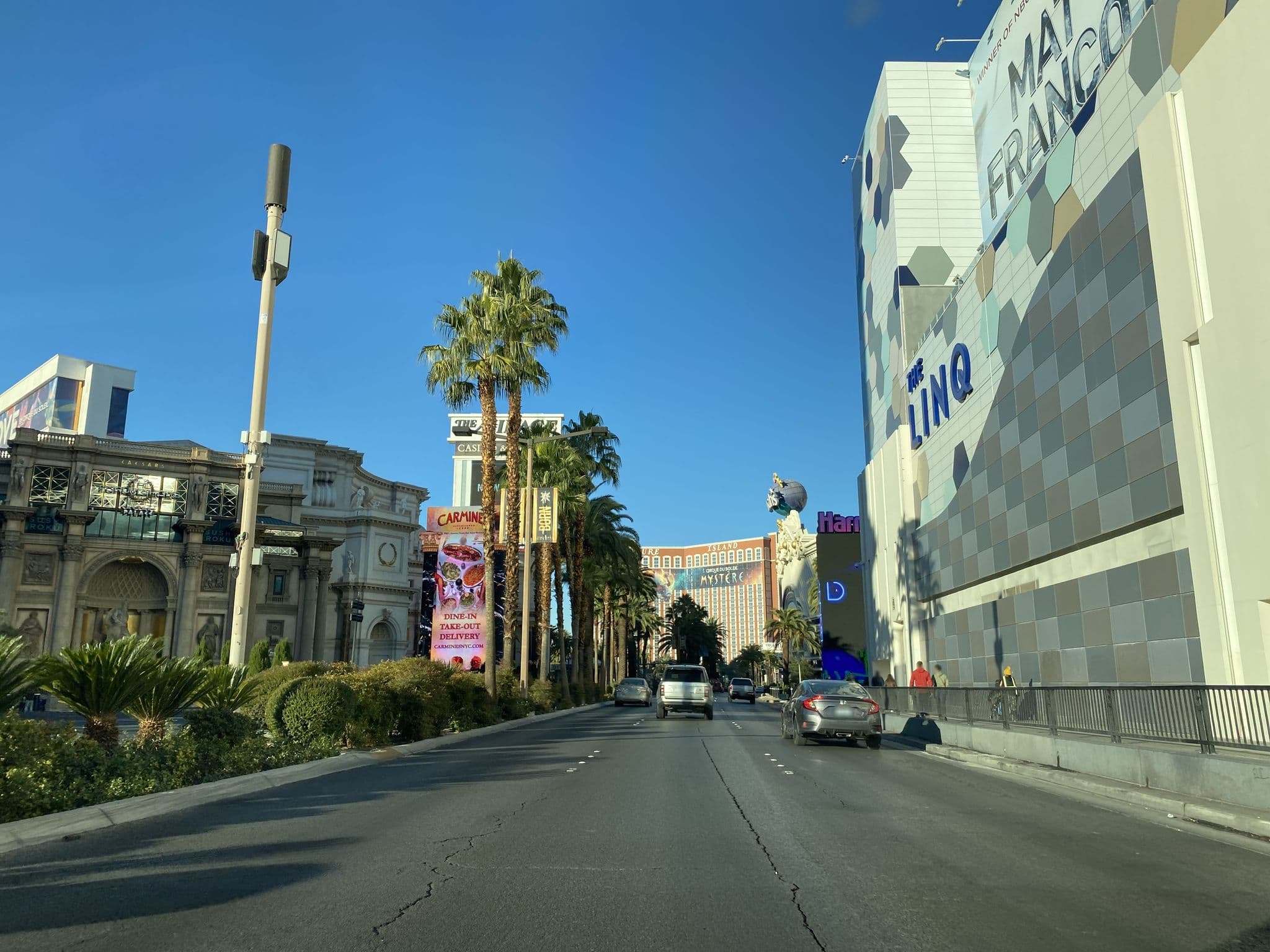 Street view near Caesars Palace Villas, Paradise — © matsayz (CC BY-SA · Mapillary)