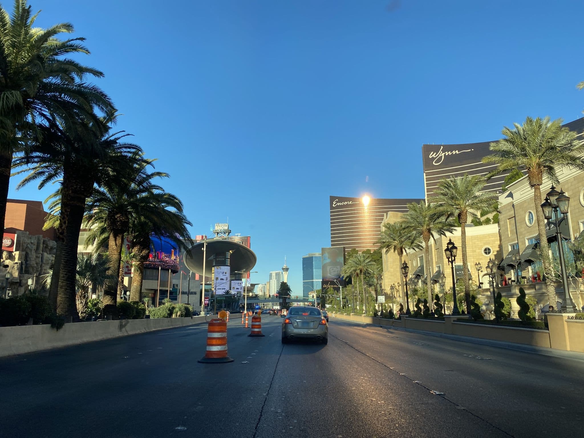 Street view near TI - The Sirens of TI Hotel guest VIP viewing, Paradise — © matsayz (CC BY-SA · Mapillary)