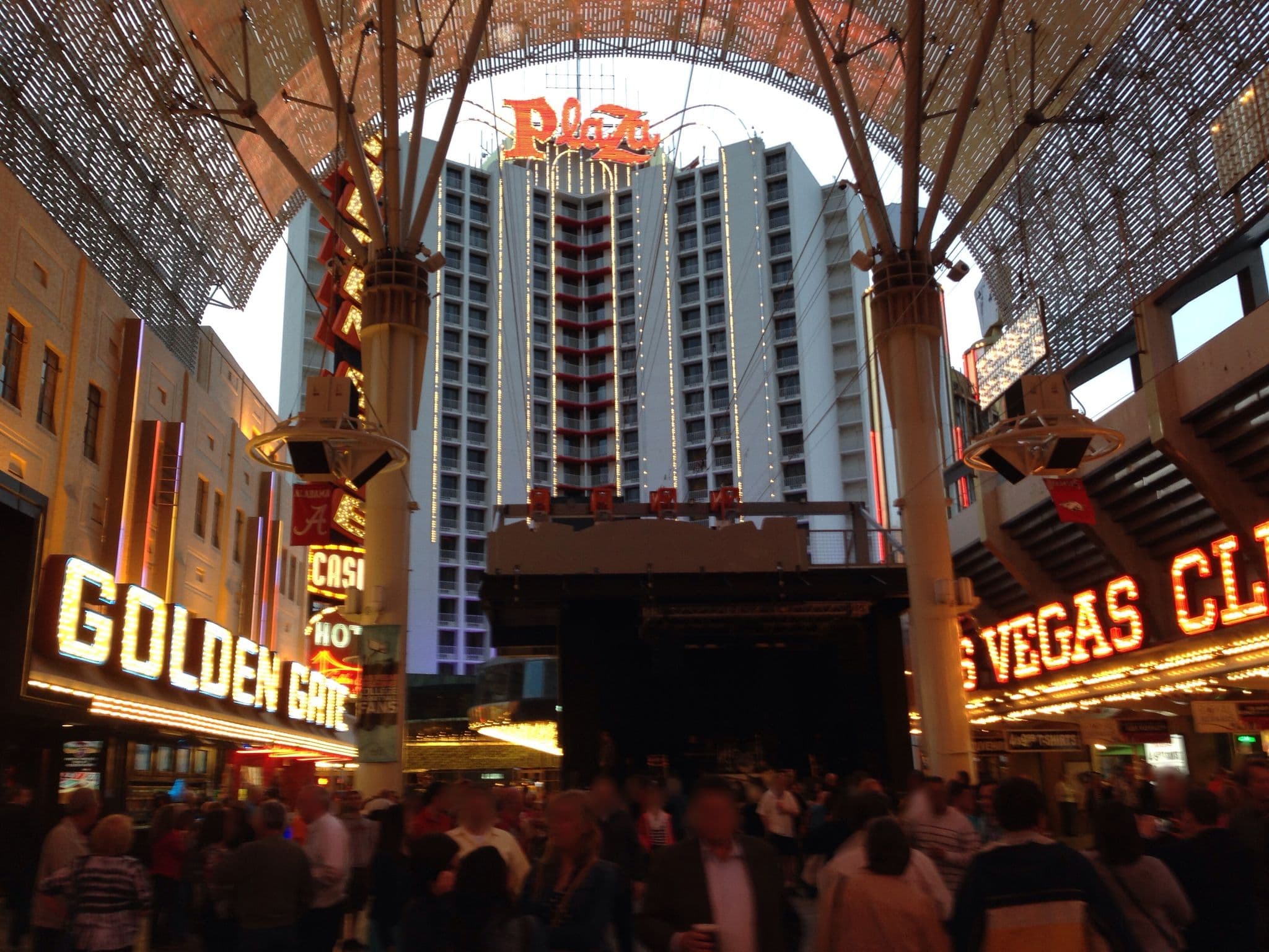 Street view near Las Vegas Club Hotel & Casino, Las Vegas — © wabbe (CC BY-SA · Mapillary)