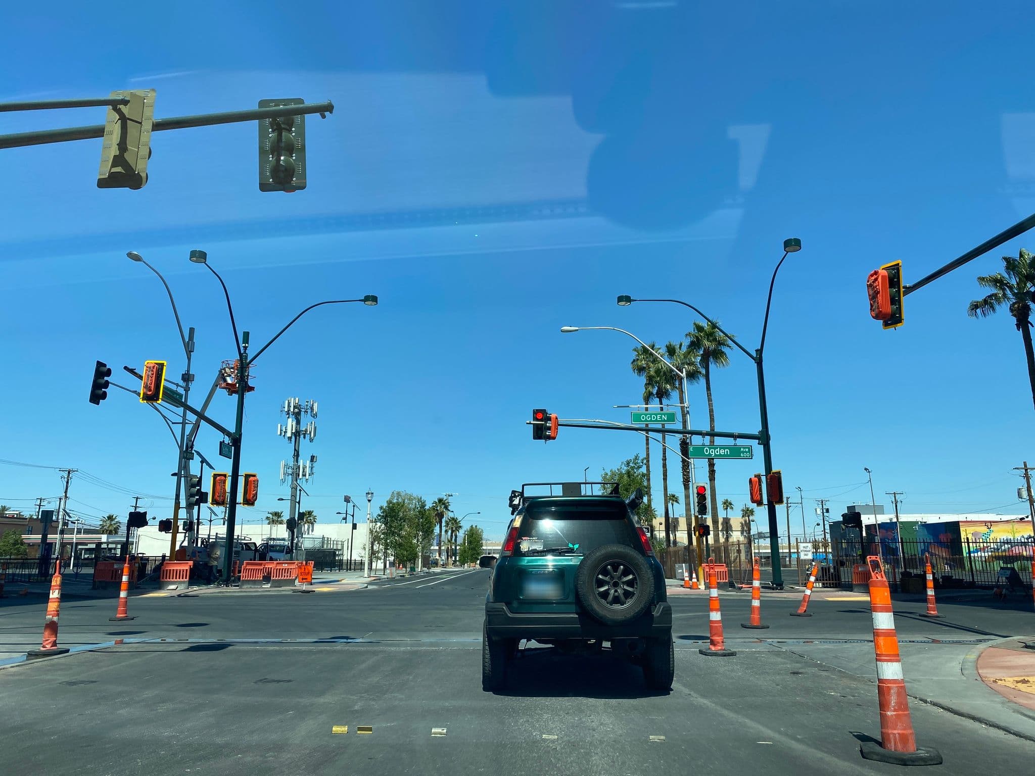 Street view near Room 210, Las Vegas — © matsayz (CC BY-SA · Mapillary)