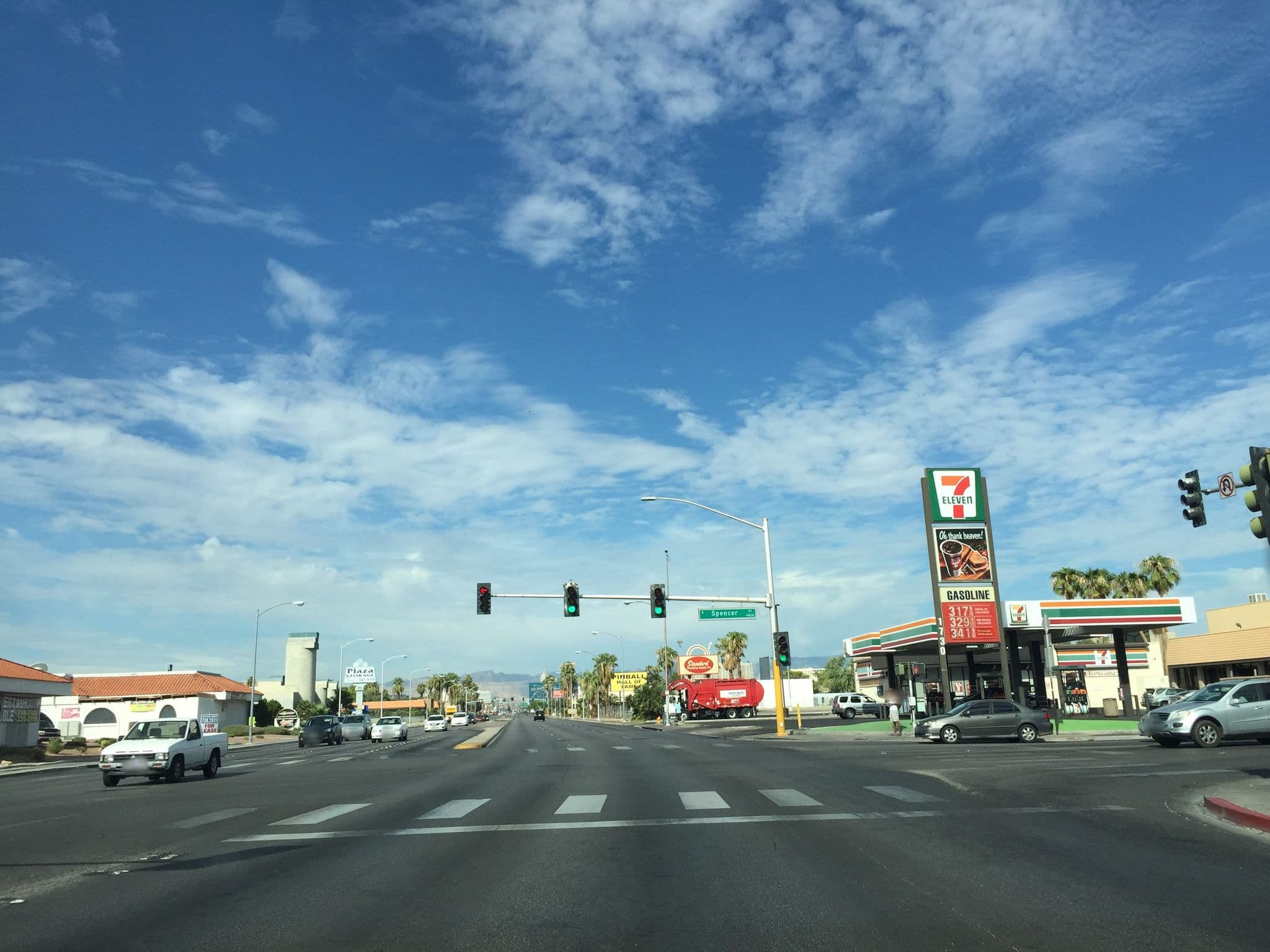 Street view near Planet Hollywood Westgate Towers Suite 2319, Paradise — © canadarunner (CC BY-SA · Mapillary)