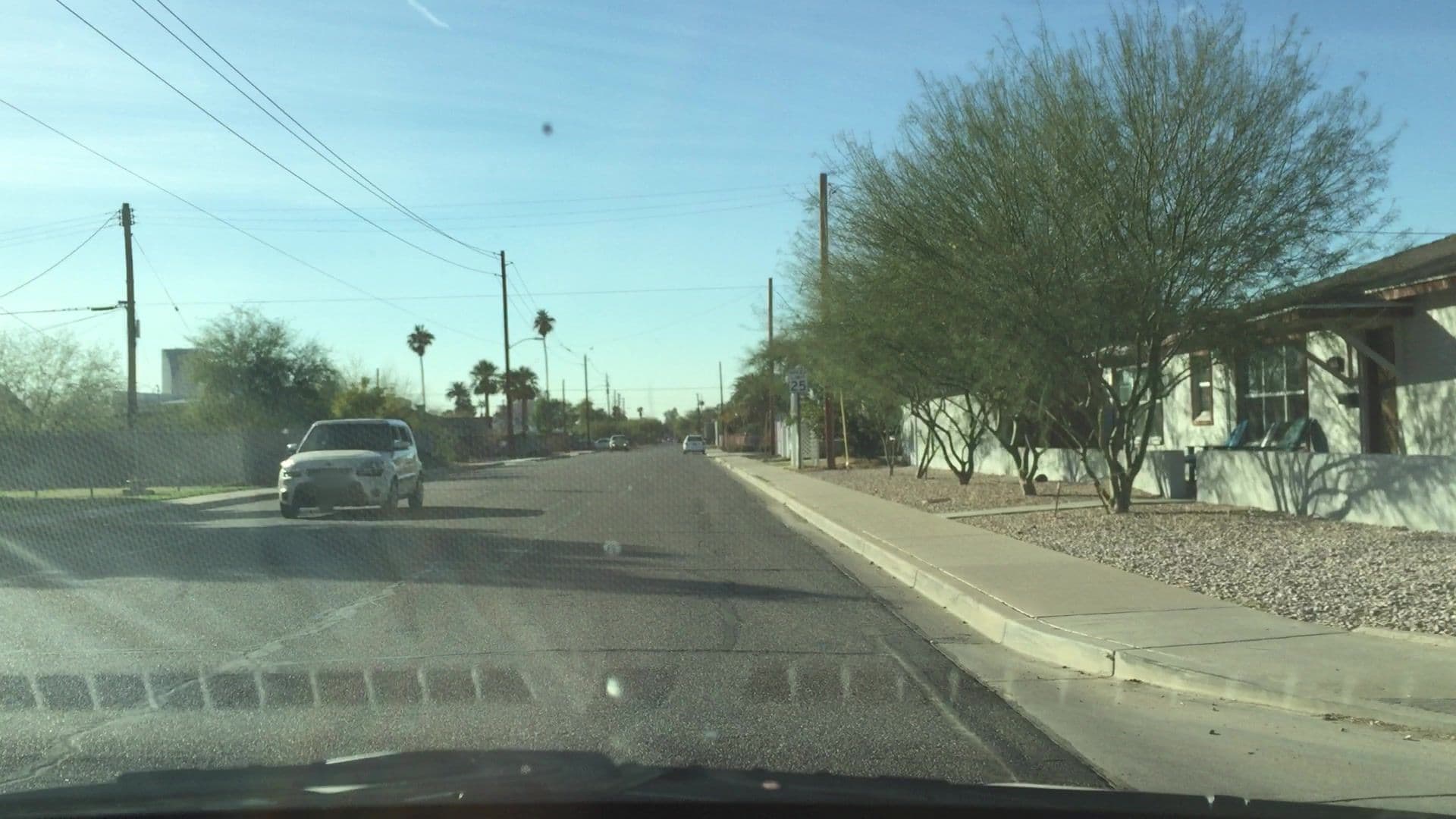 Street view near Zoe, Encanto — © lvl5 (CC BY-SA · Mapillary)