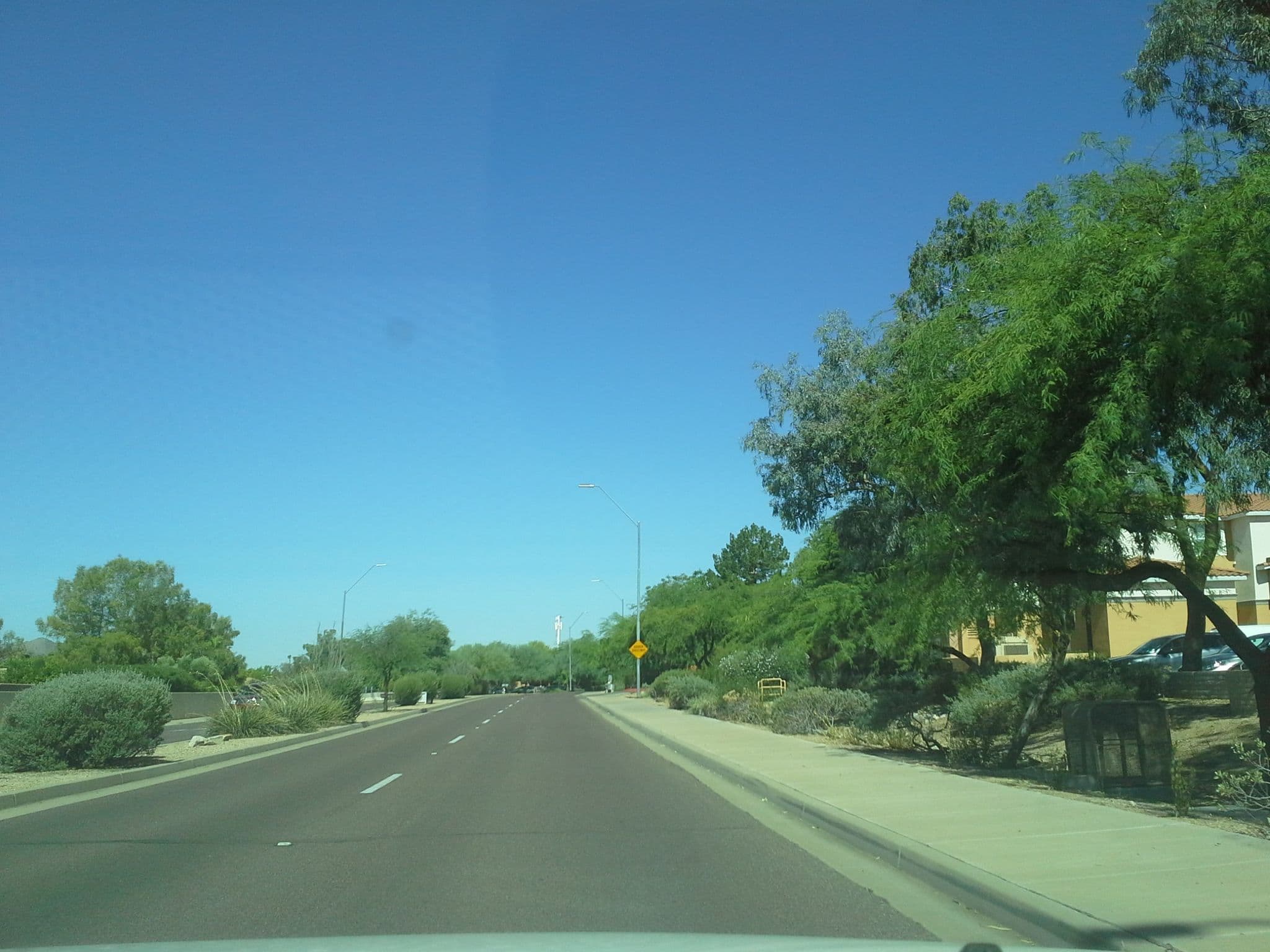 Street view near Scottsdale Suites, Paradise Valley — © drkludge (CC BY-SA · Mapillary)