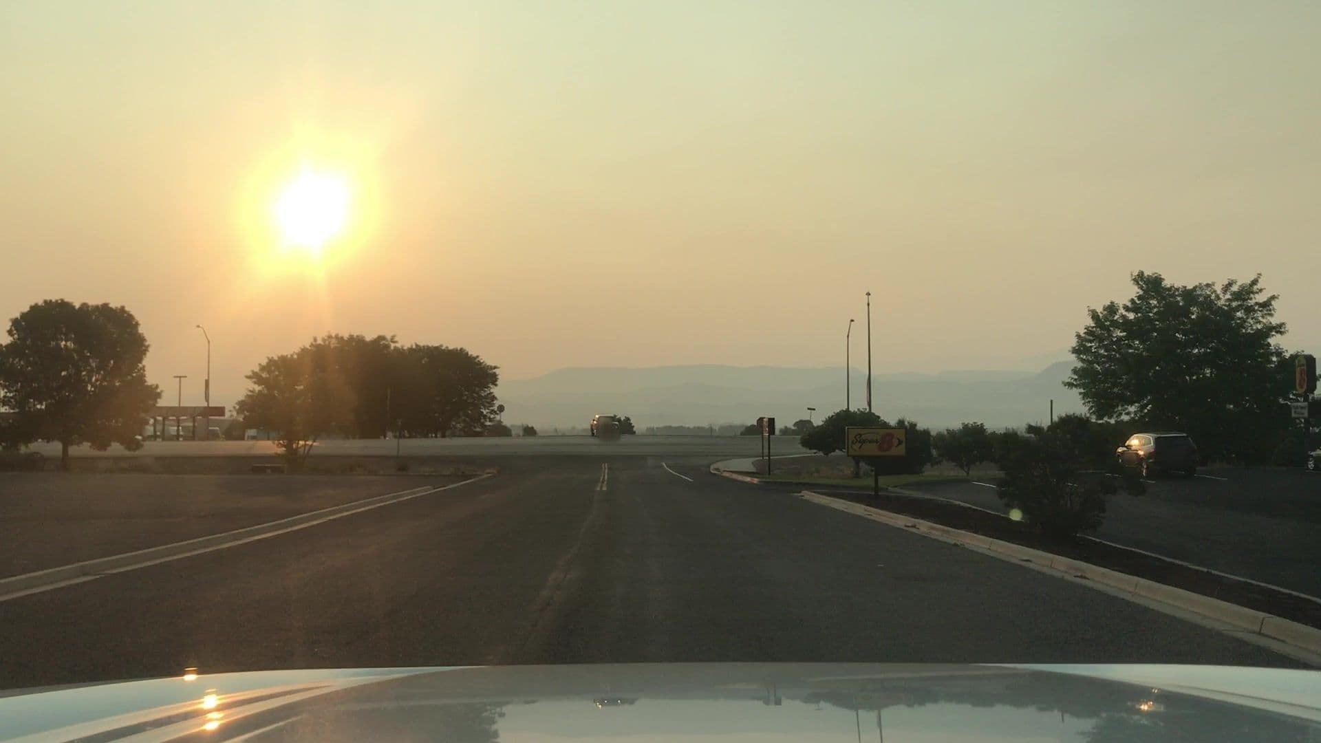 Street view near Travelodge by Wyndham, Centerfield — © lvl5 (CC BY-SA · Mapillary)
