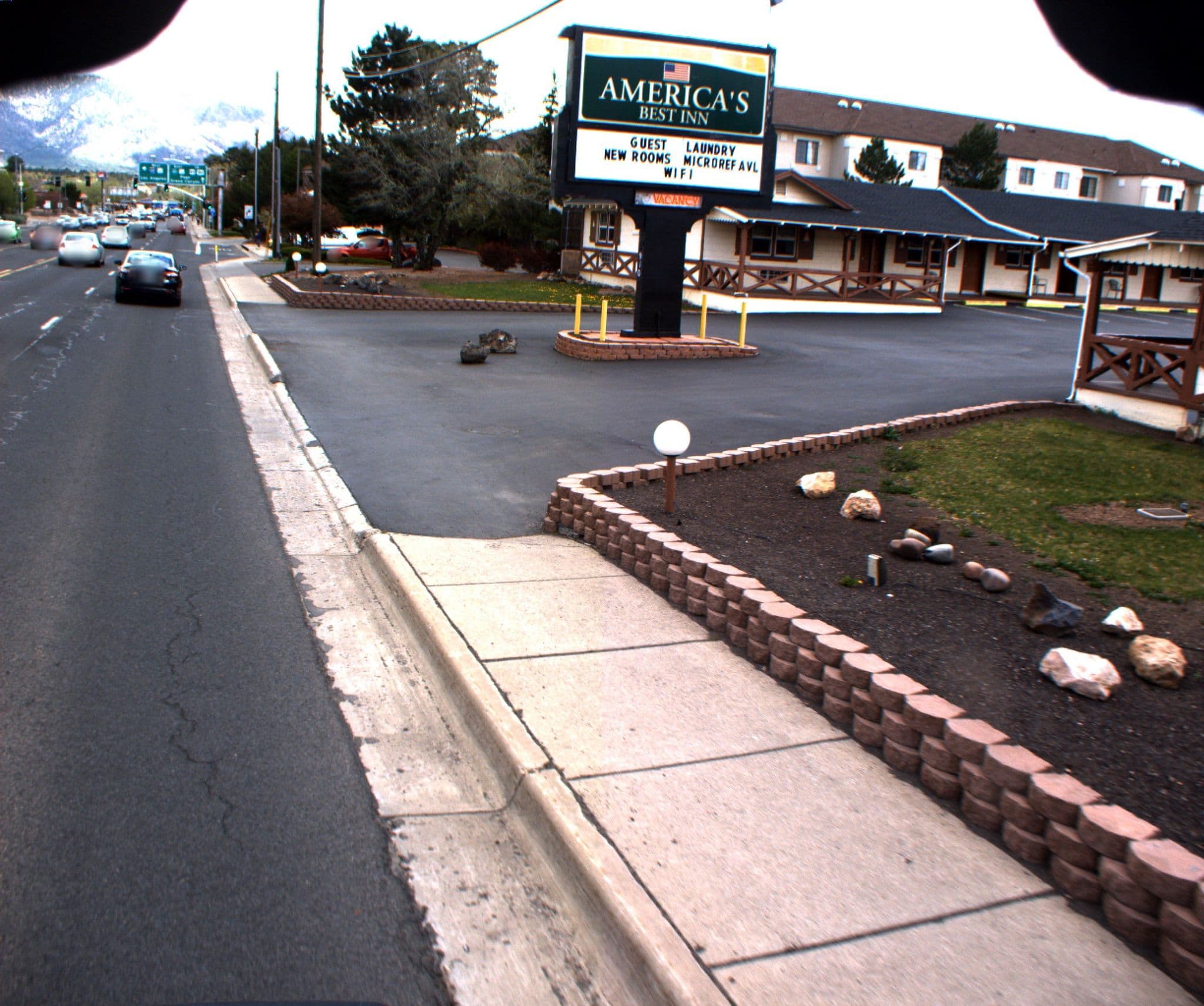 Street view near Econo Lodge University, Flagstaff — © adotgis (CC BY-SA · Mapillary)