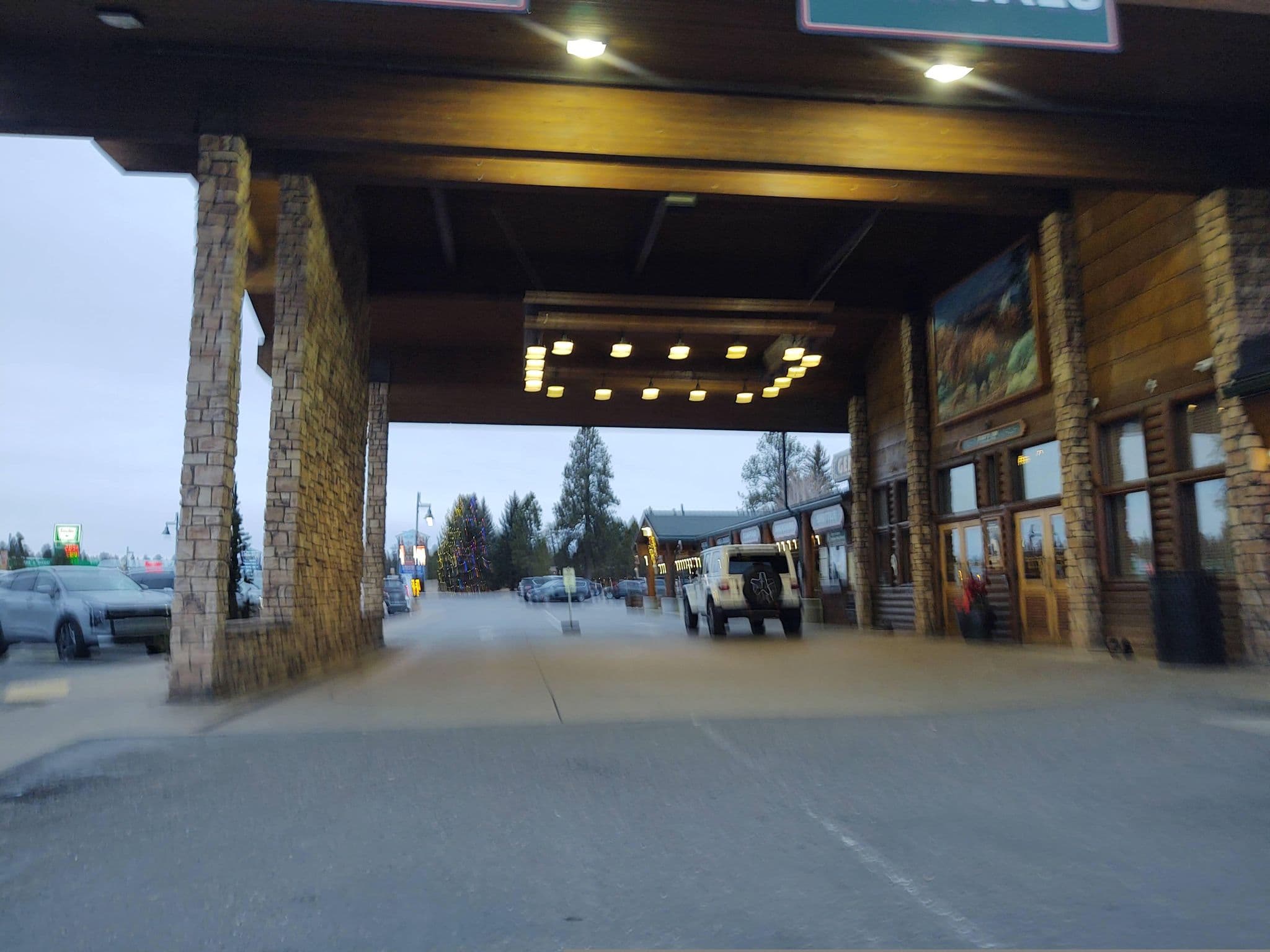 Street view near Elks's Lodge, Panguitch — © flug32 (CC BY-SA · Mapillary)