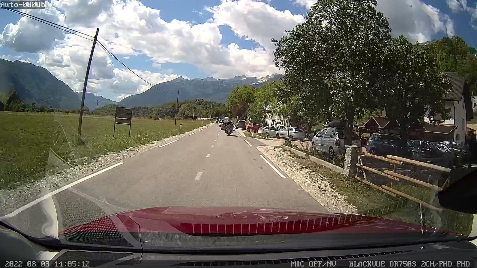 Street view near Hedvika, Bovec — © rdnnk (CC BY-SA · Mapillary)