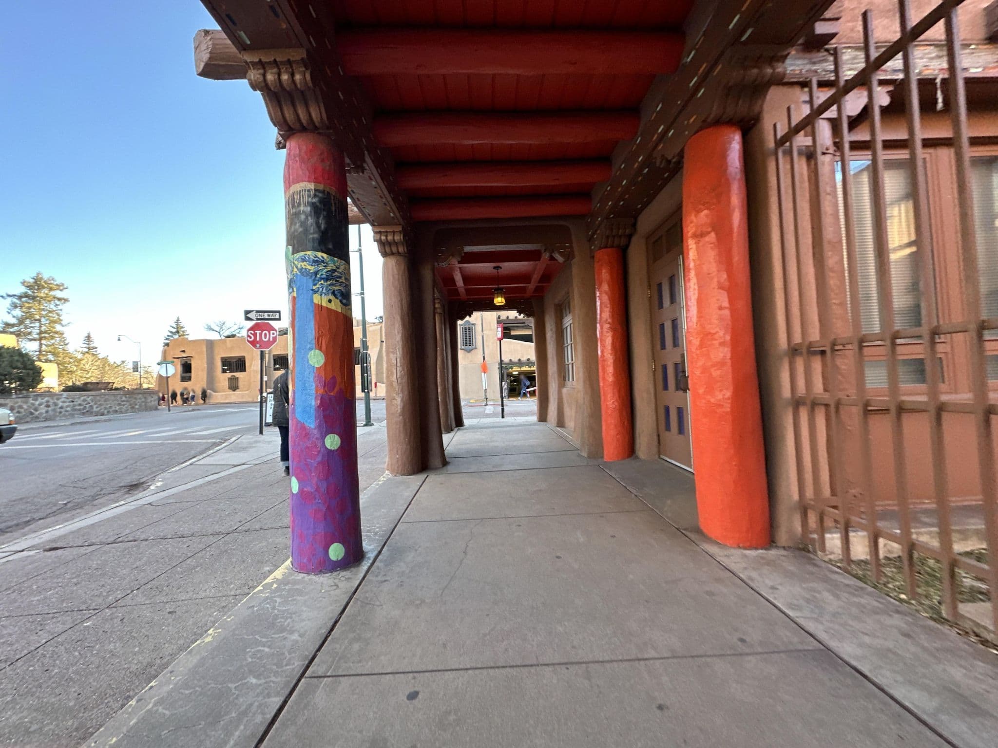 Street view near Poolside, Santa Fe — © quickness805 (CC BY-SA · Mapillary)