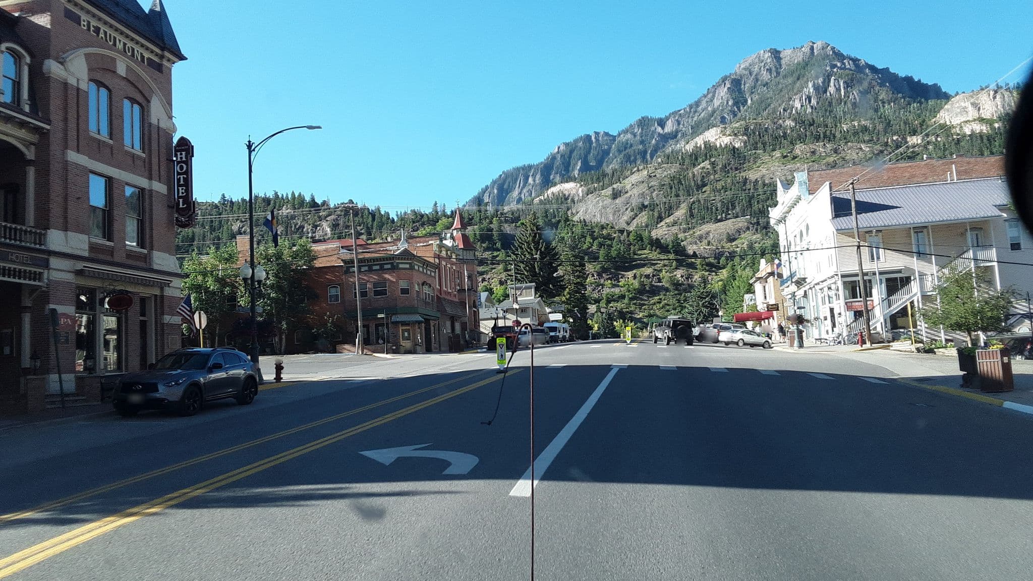Street view near Bulow's Bistro at Beaumont Hotel, Ouray — © jbthemilker (CC BY-SA · Mapillary)