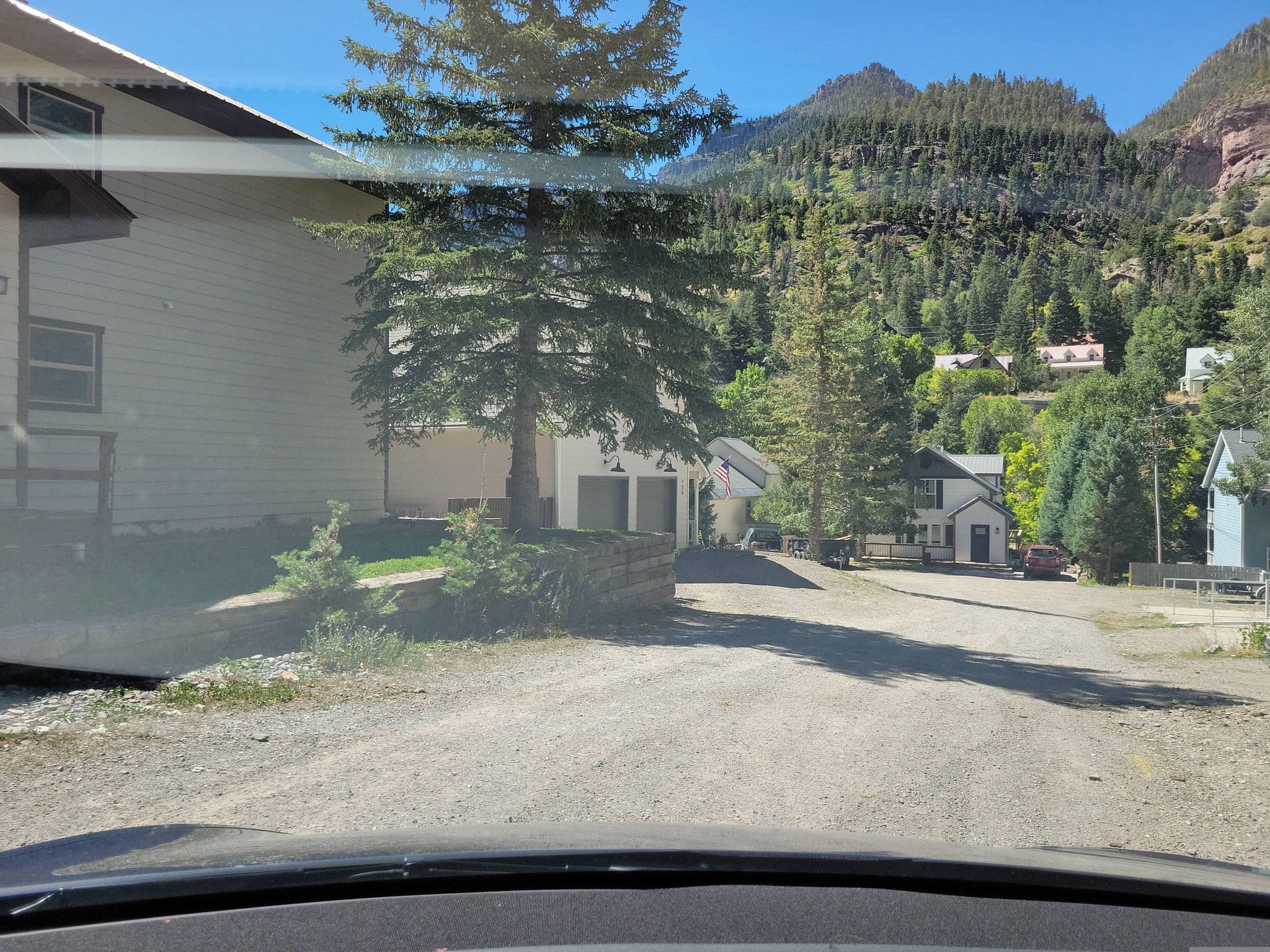 Street view near Comfort Inn, Ouray — © Montrose_Lyle (CC BY-SA · Mapillary)
