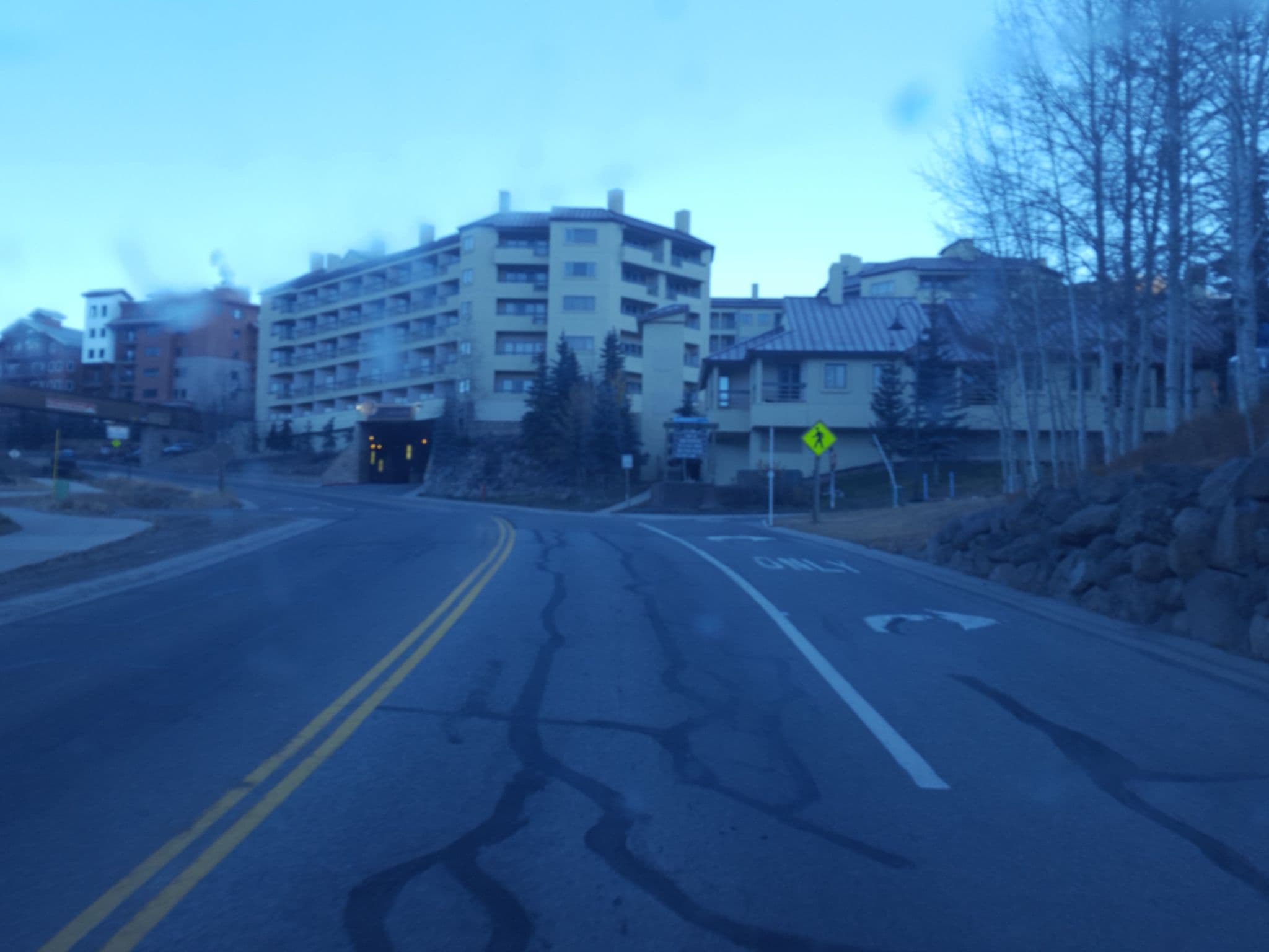 Street view near Sun Castle Condominiums, Crested Butte — © jbthemilker (CC BY-SA · Mapillary)