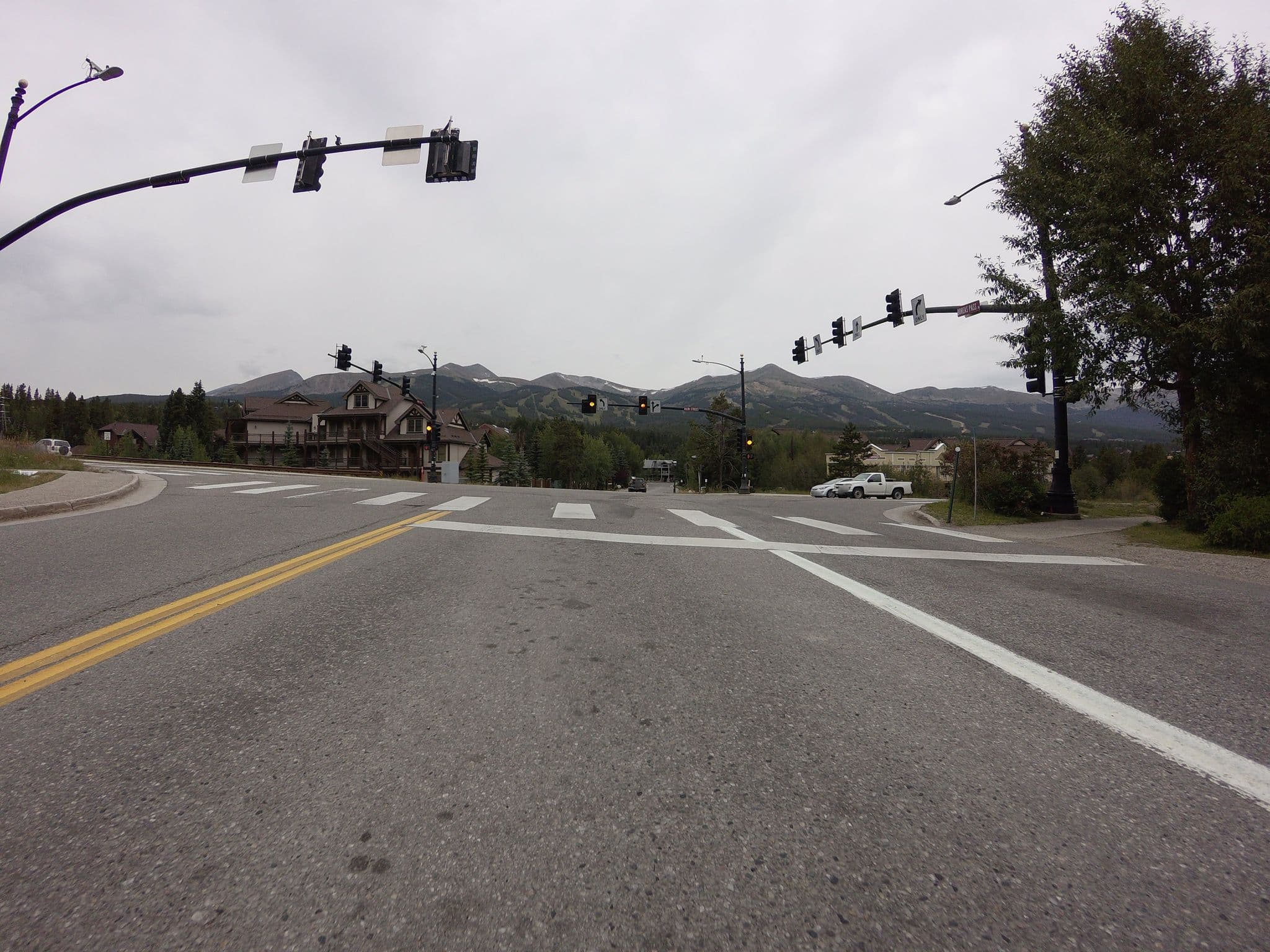 Street view near MSJ 35, Silverthorne — © talllguy (CC BY-SA · Mapillary)