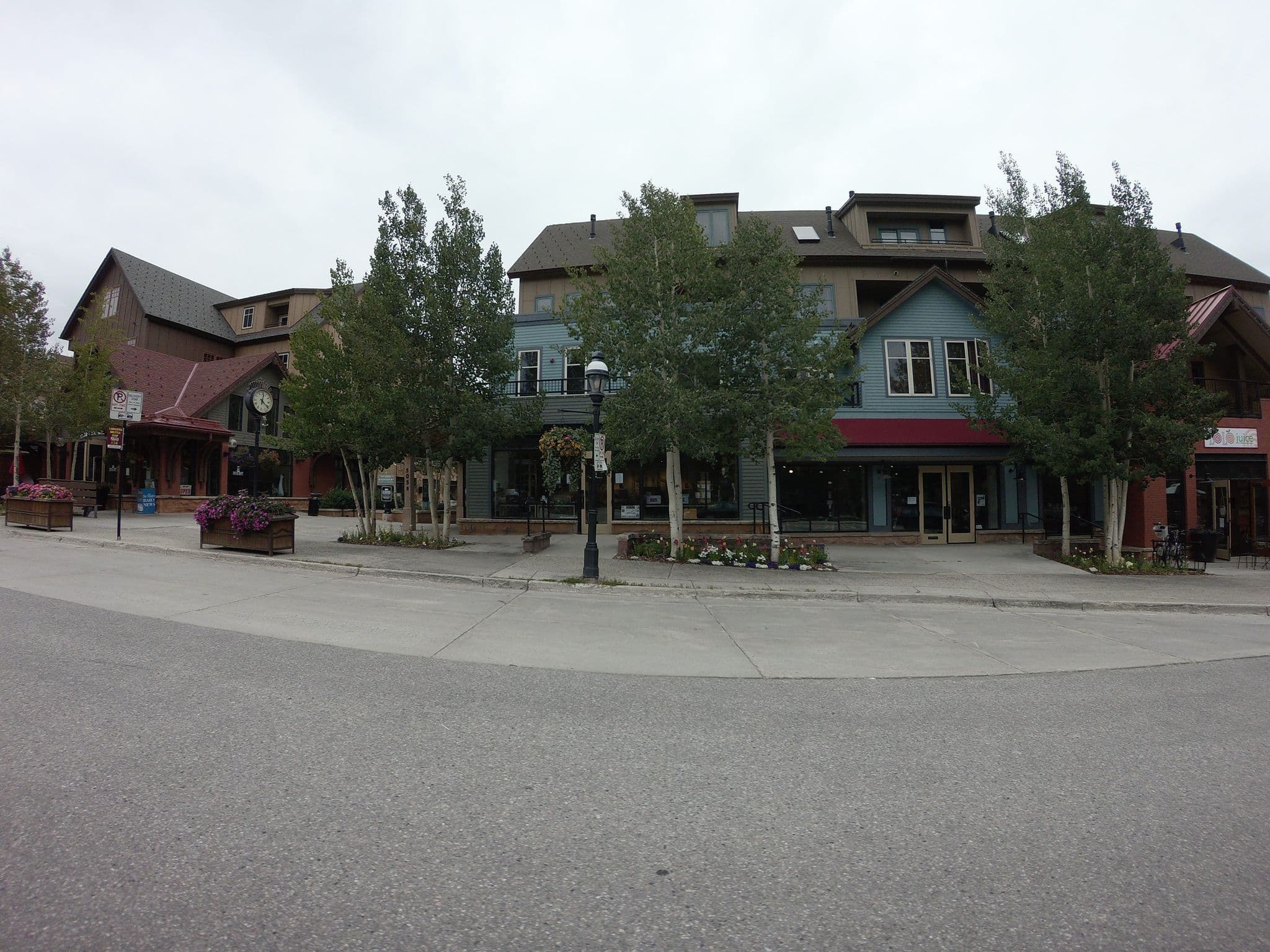 Street view near Main Street Realty, Silverthorne — © talllguy (CC BY-SA · Mapillary)