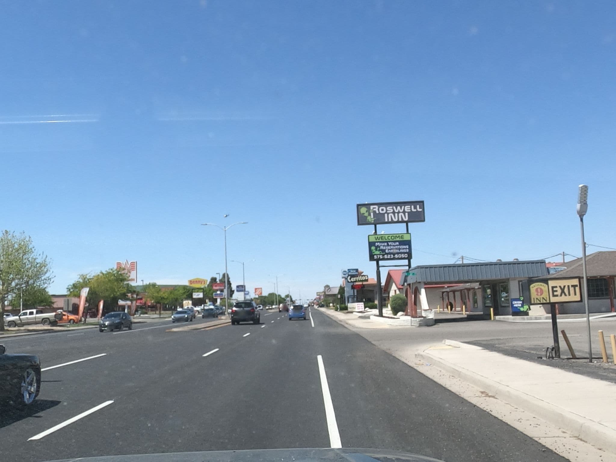 Street view near Roswell Inn, Hagerman — © missmichiko (CC BY-SA · Mapillary)