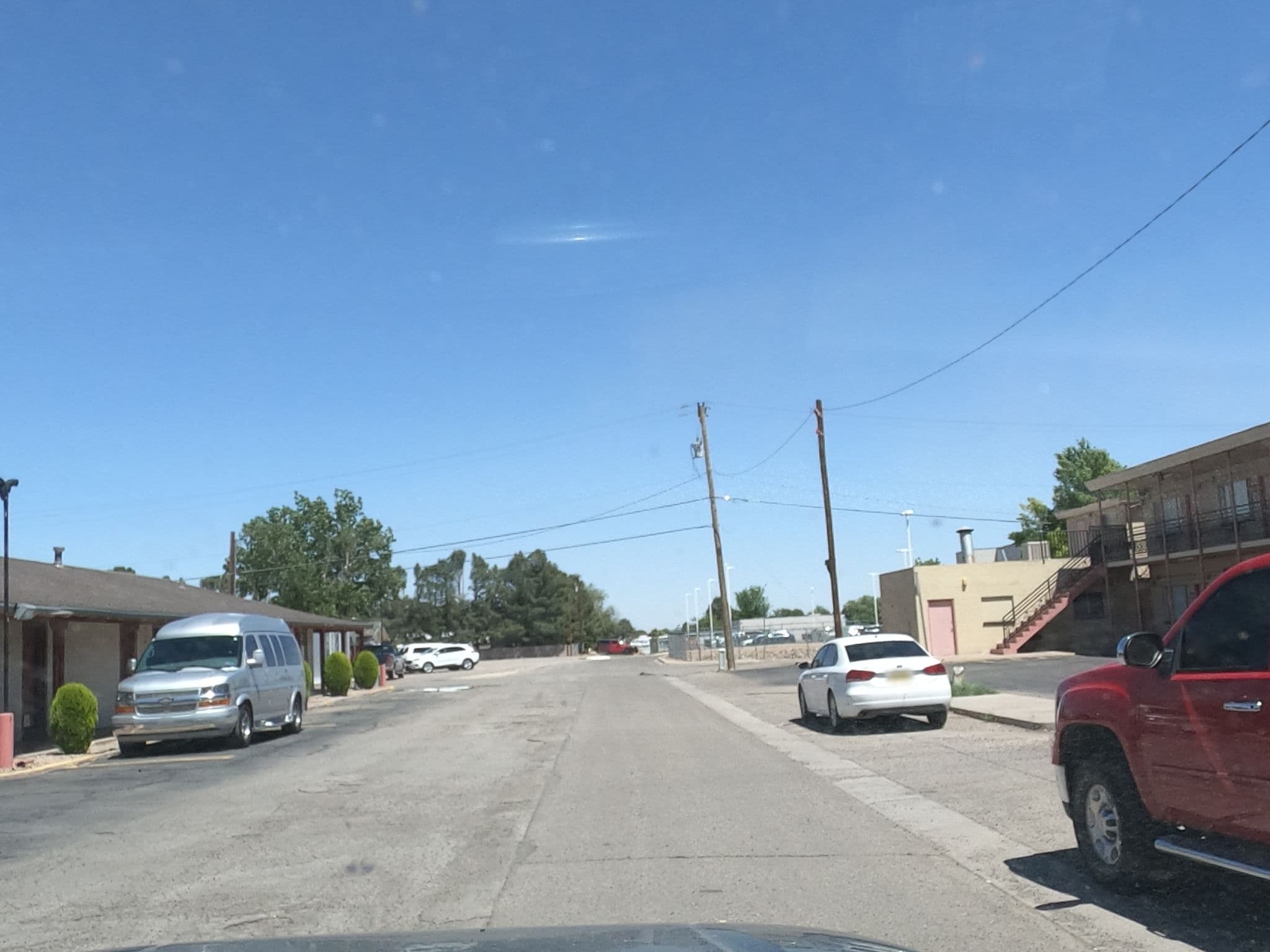 Street view near Alien Inn & Resort, Hagerman — © missmichiko (CC BY-SA · Mapillary)