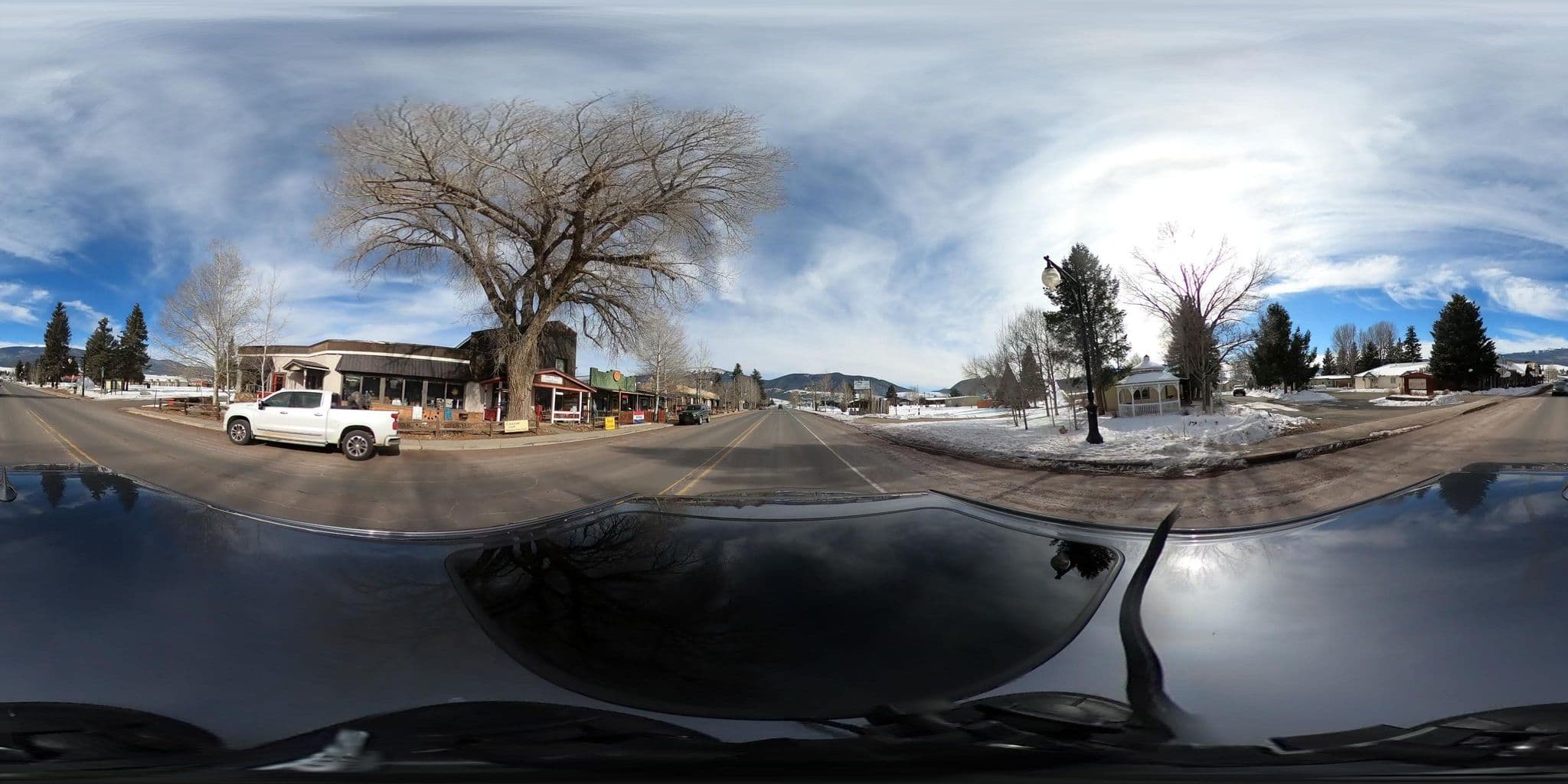 Street view near Cottonwood Lodge, Angel Fire — © quickness805 (CC BY-SA · Mapillary)