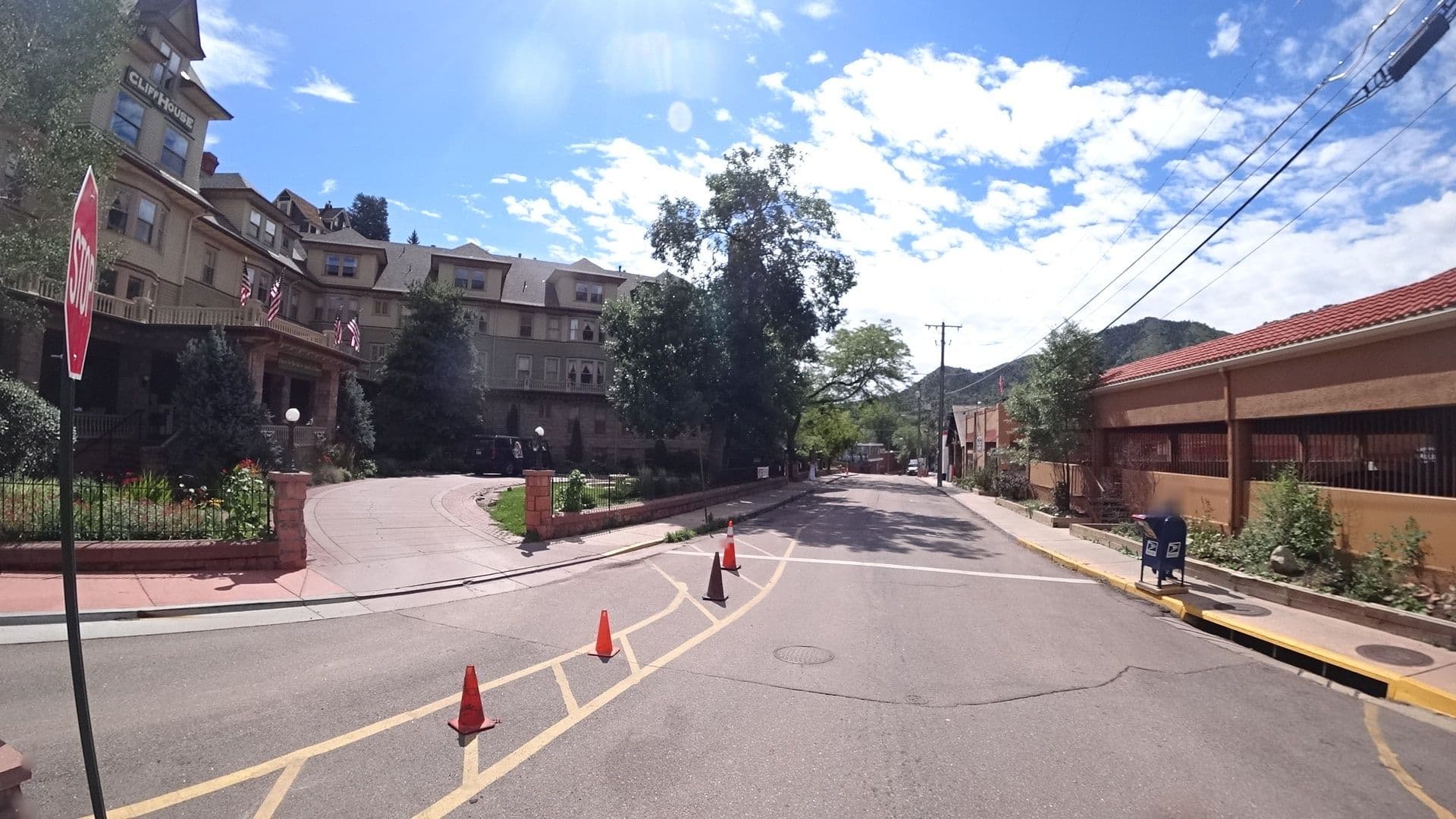 Street view near Post Element 79 Repose, Manitou Springs — © marker_geo (CC BY-SA · Mapillary)