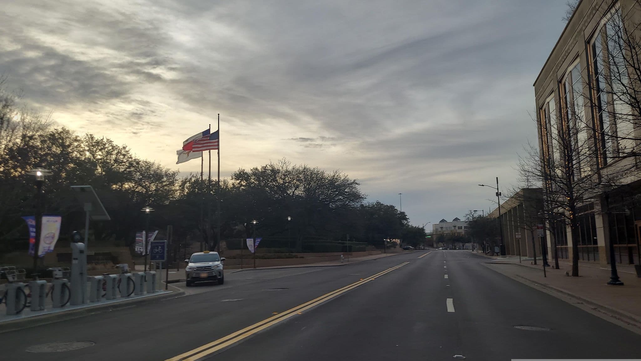 Street view near #roomnumber3, Fort Worth — © jacklehoullier (CC BY-SA · Mapillary)