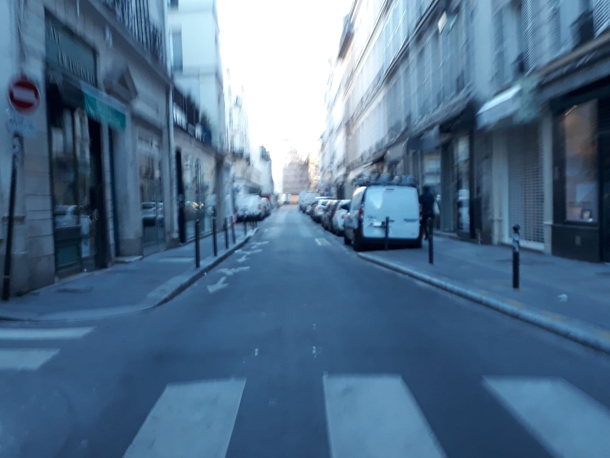 Street view near Aubépine, Paris 01 Louvre — © pierrent (CC BY-SA · Mapillary)