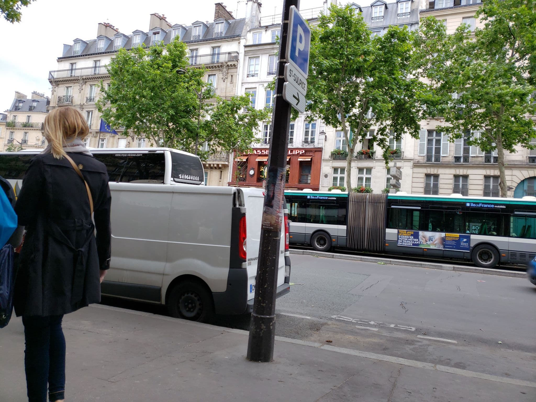Street view near Crystal Hotel, Paris 06 Luxembourg — © mapfool (CC BY-SA · Mapillary)