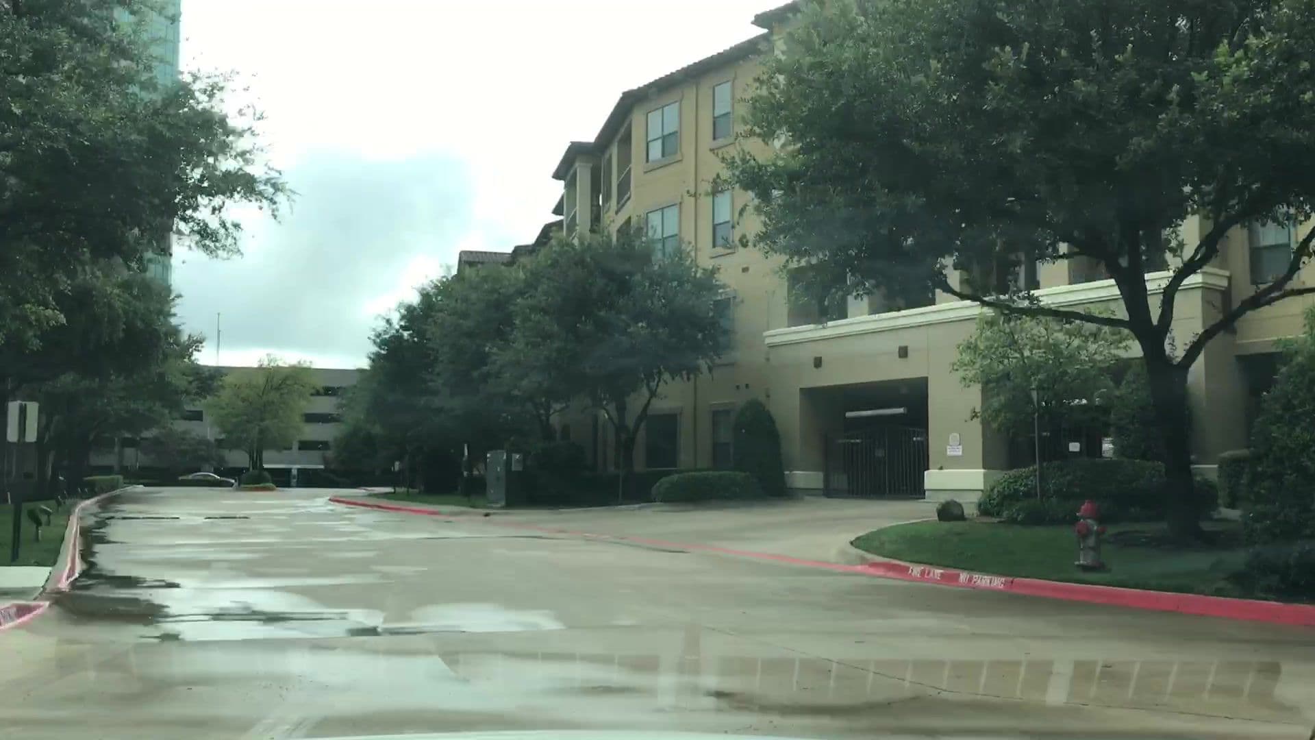 Street view near Dallas Marriott Las Colinas, Irving — © lvl5 (CC BY-SA · Mapillary)