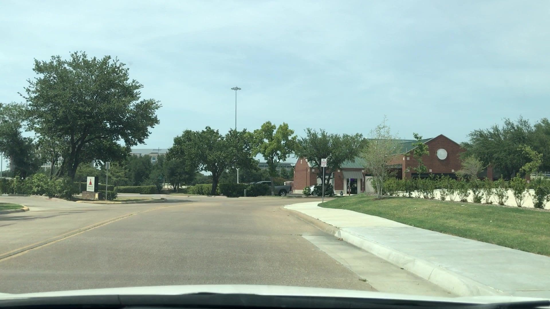 Street view near Comfort Suites, Farmers Branch — © lvl5 (CC BY-SA · Mapillary)