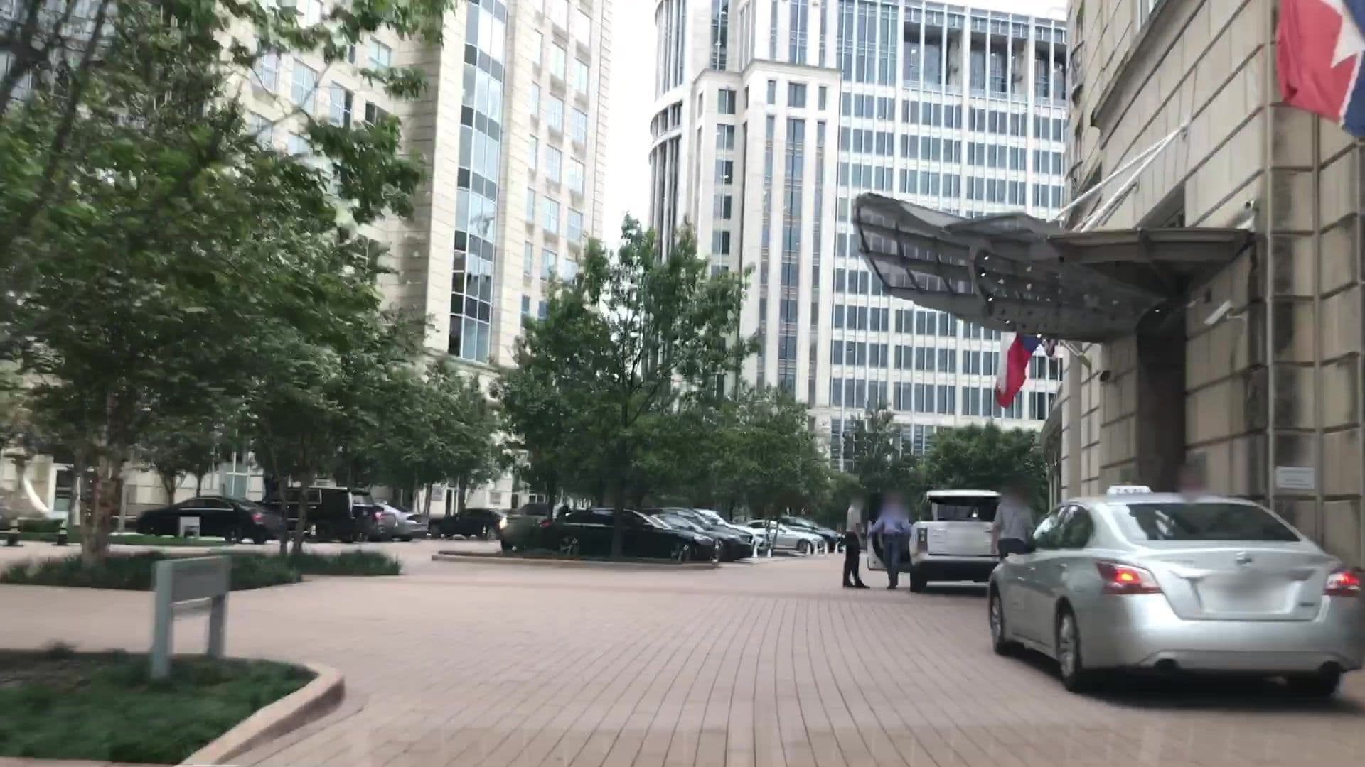 Street view near Rosewood Central Reservations, Dallas — © lvl5 (CC BY-SA · Mapillary)