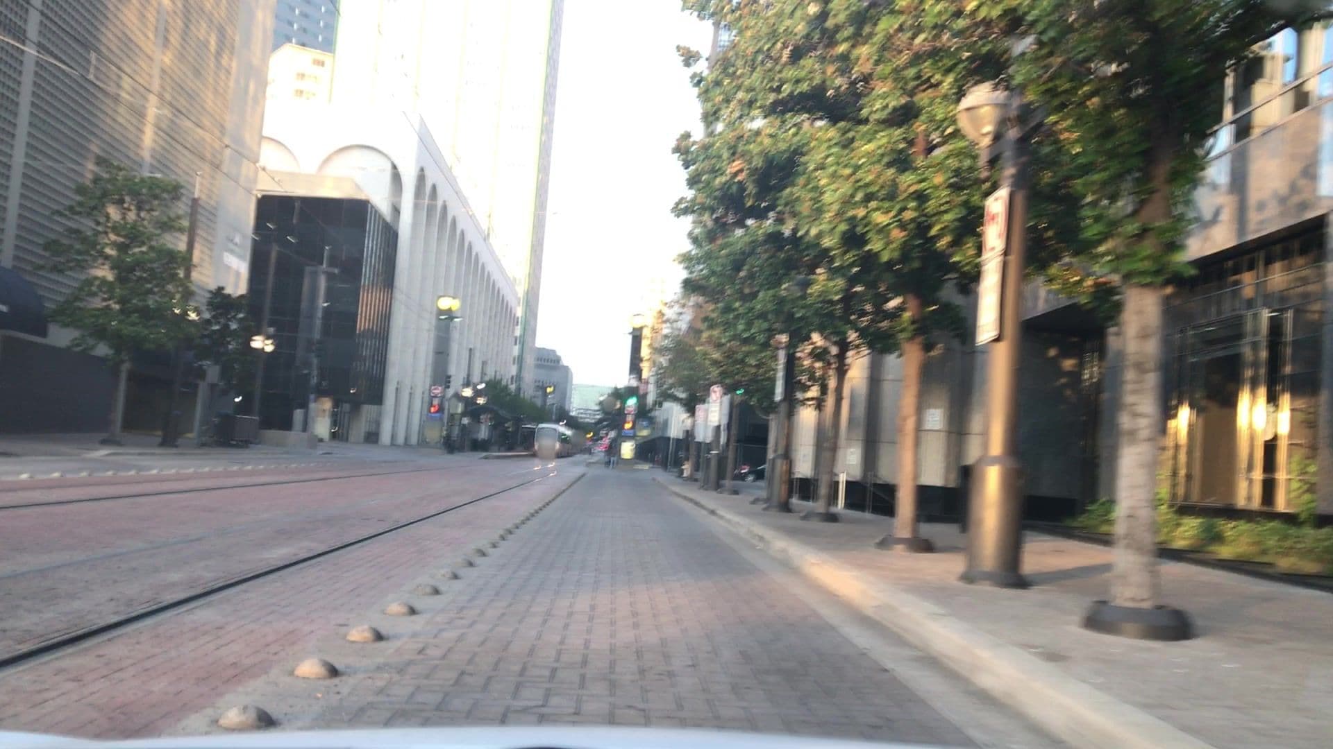 Street view near Silverleaf, Dallas — © lvl5 (CC BY-SA · Mapillary)