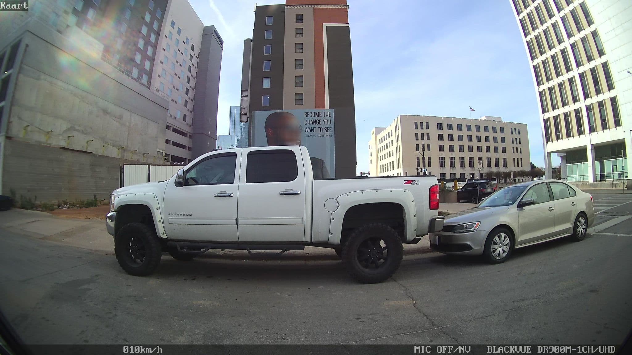 Street view near Courtyard by Marriott Dallas Downtown/Reunion District, Dallas — © piligab (CC BY-SA · Mapillary)