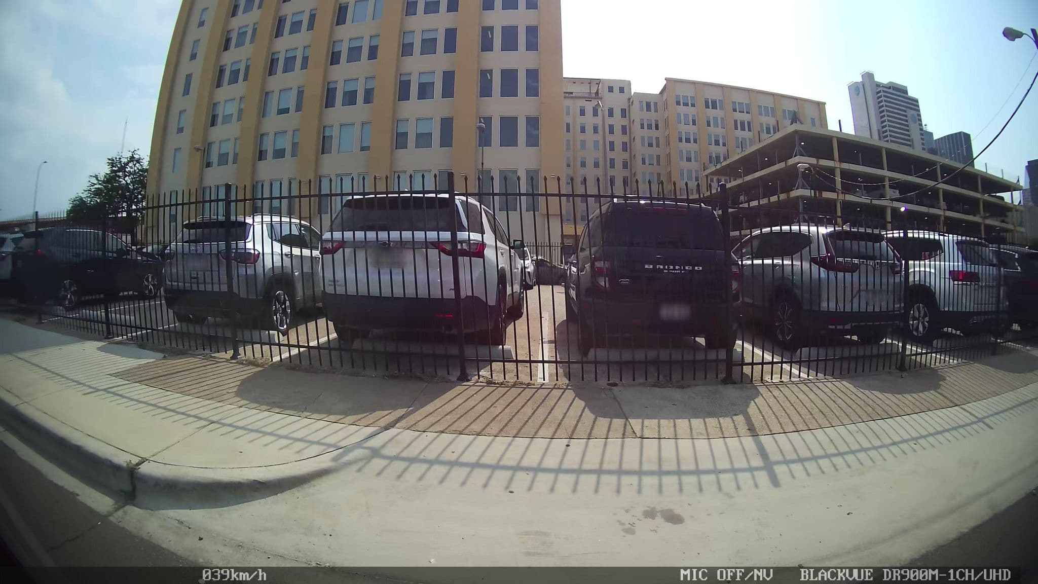 Street view near TownePlace Suites by Marriott Dallas Downtown, Dallas — © kaart_2 (CC BY-SA · Mapillary)