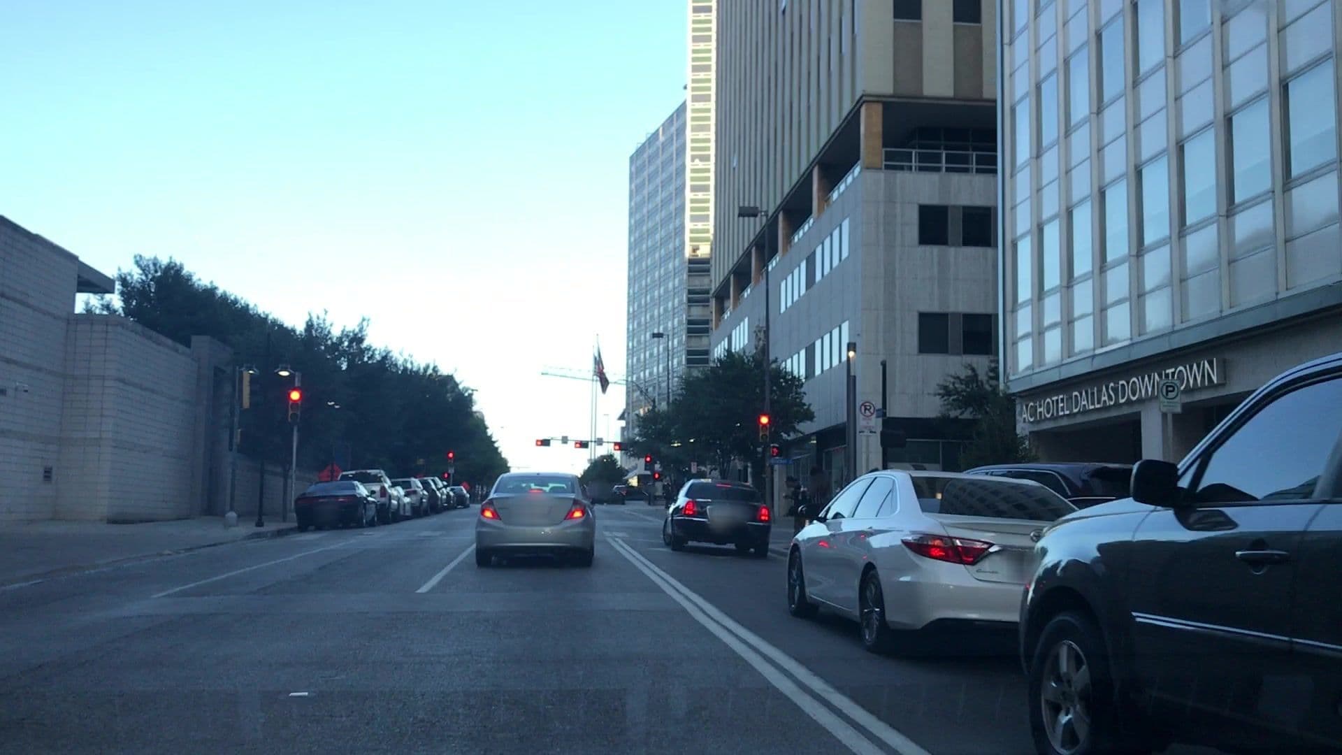 Street view near AC Hotel by Marriott Dallas Downtown, Dallas — © lvl5 (CC BY-SA · Mapillary)