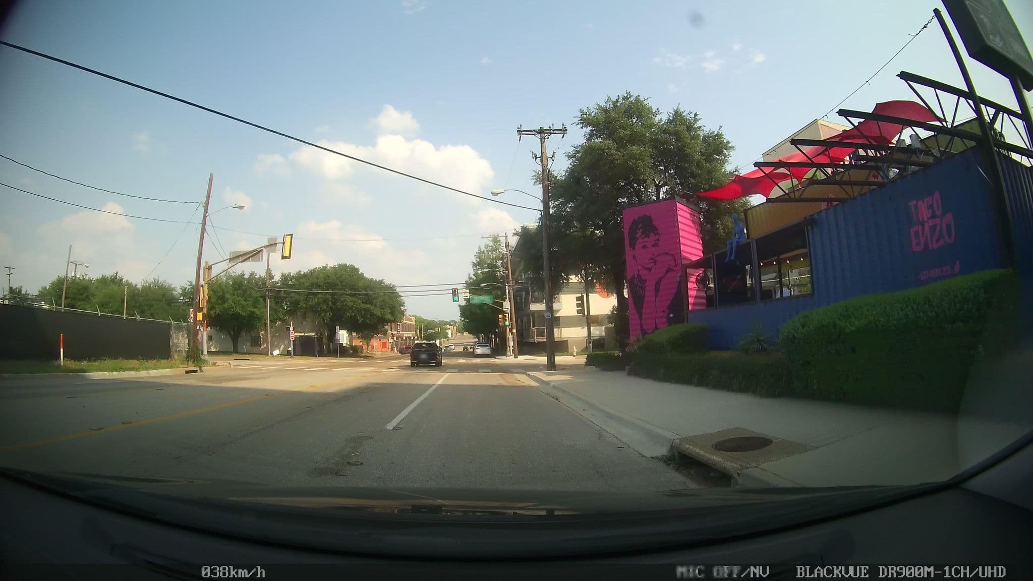 Street view near Ramada  plaza  hotel, Dallas — © kaart_2 (CC BY-SA · Mapillary)